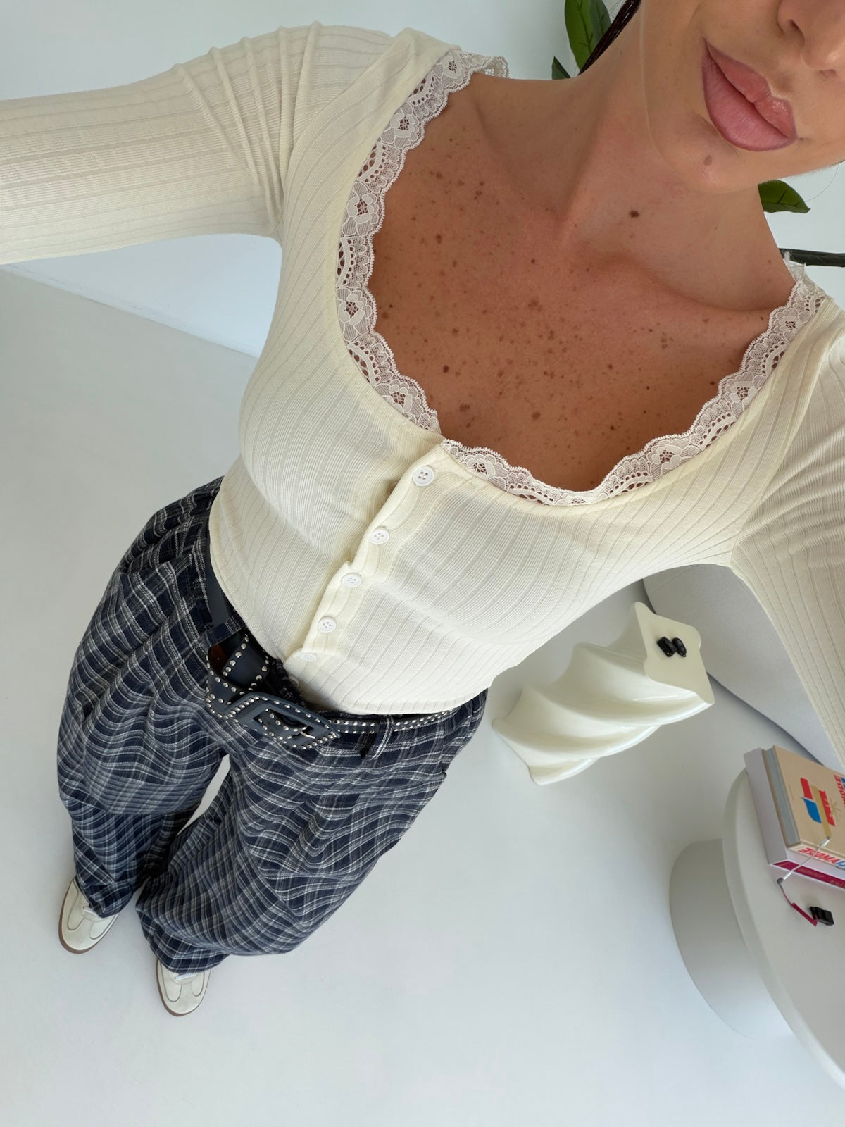 H70773-MAGLIA MONIQUE BURRO