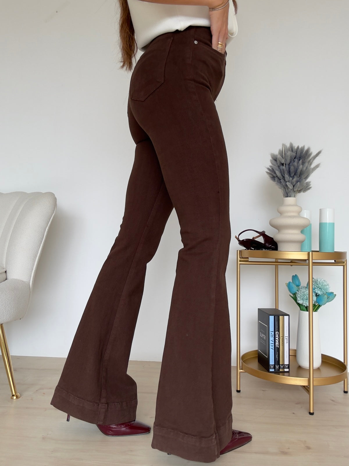 9202-26-JEANS A ZAMPA CHOCO