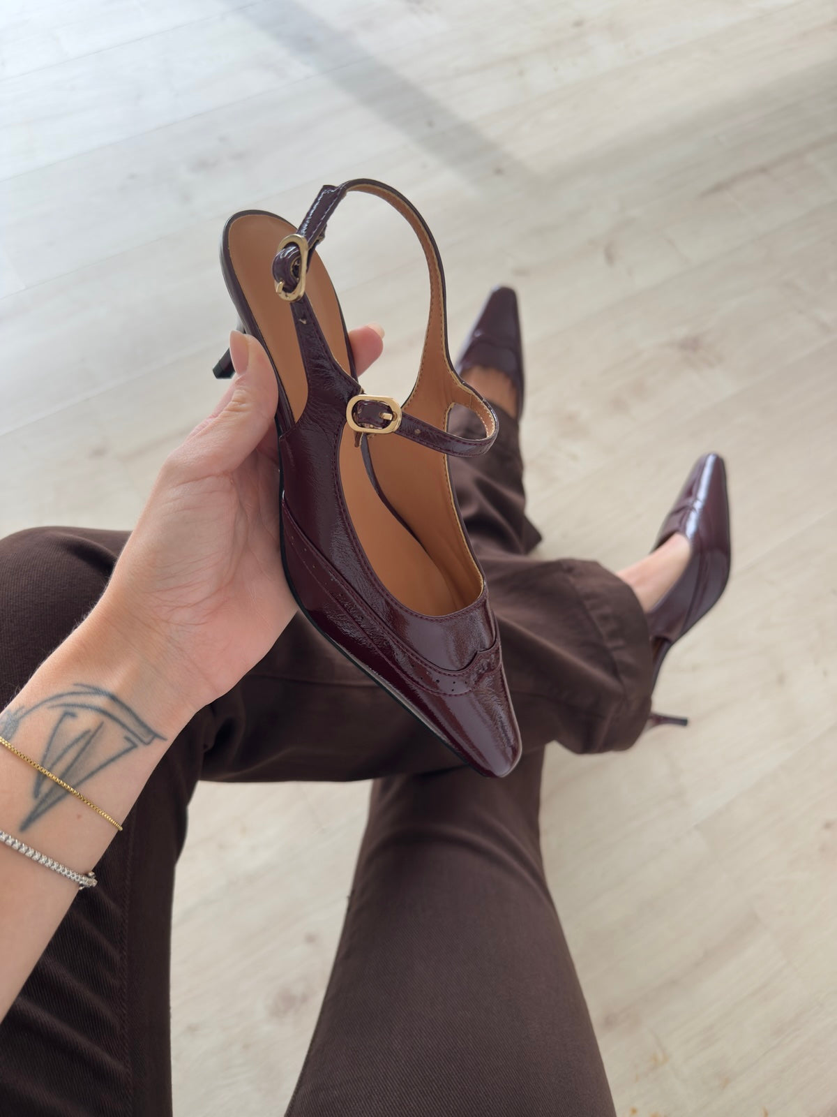 LILIA-SLINGBACK WINE