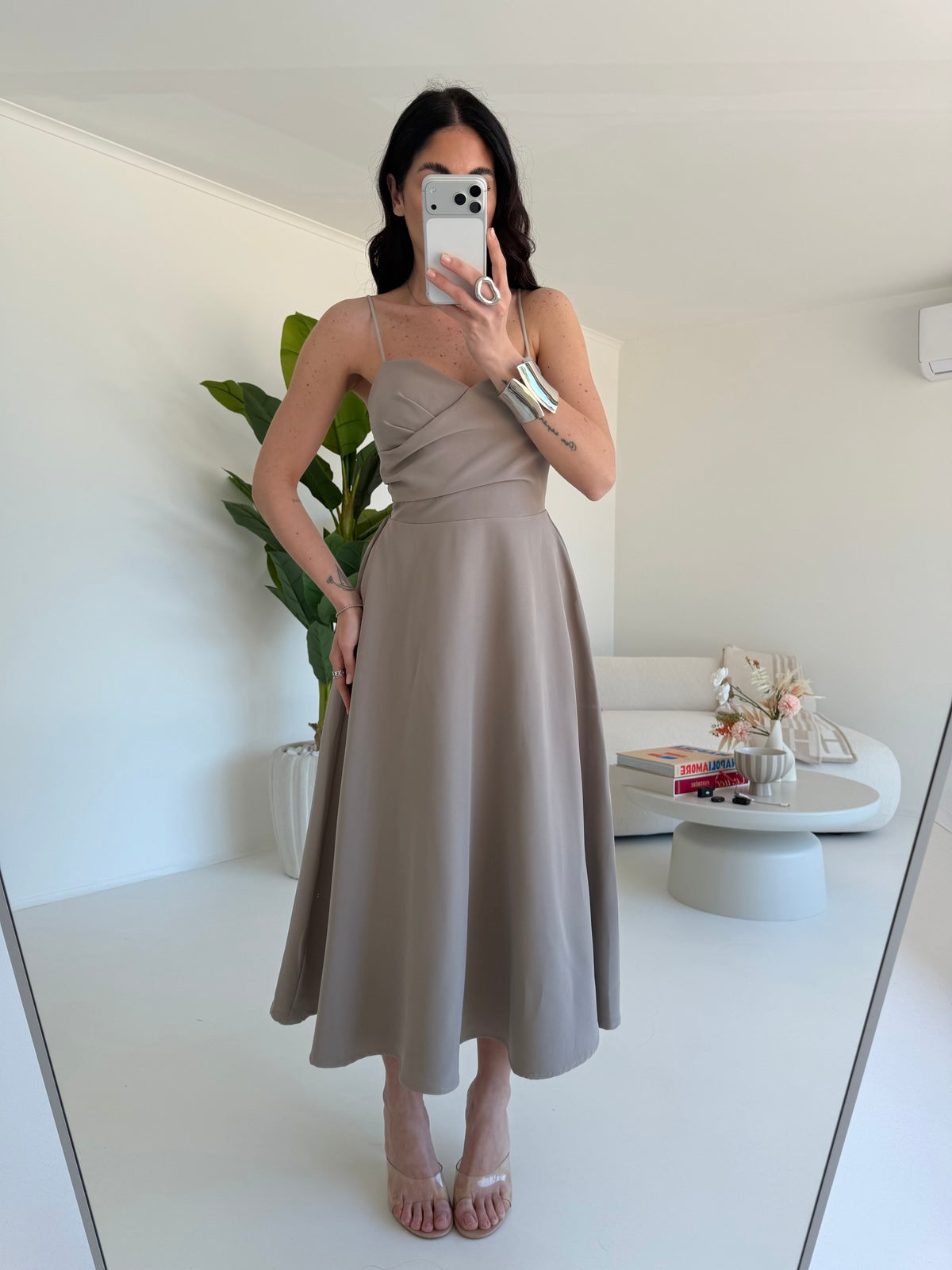 ABITO CAROLA TAUPE