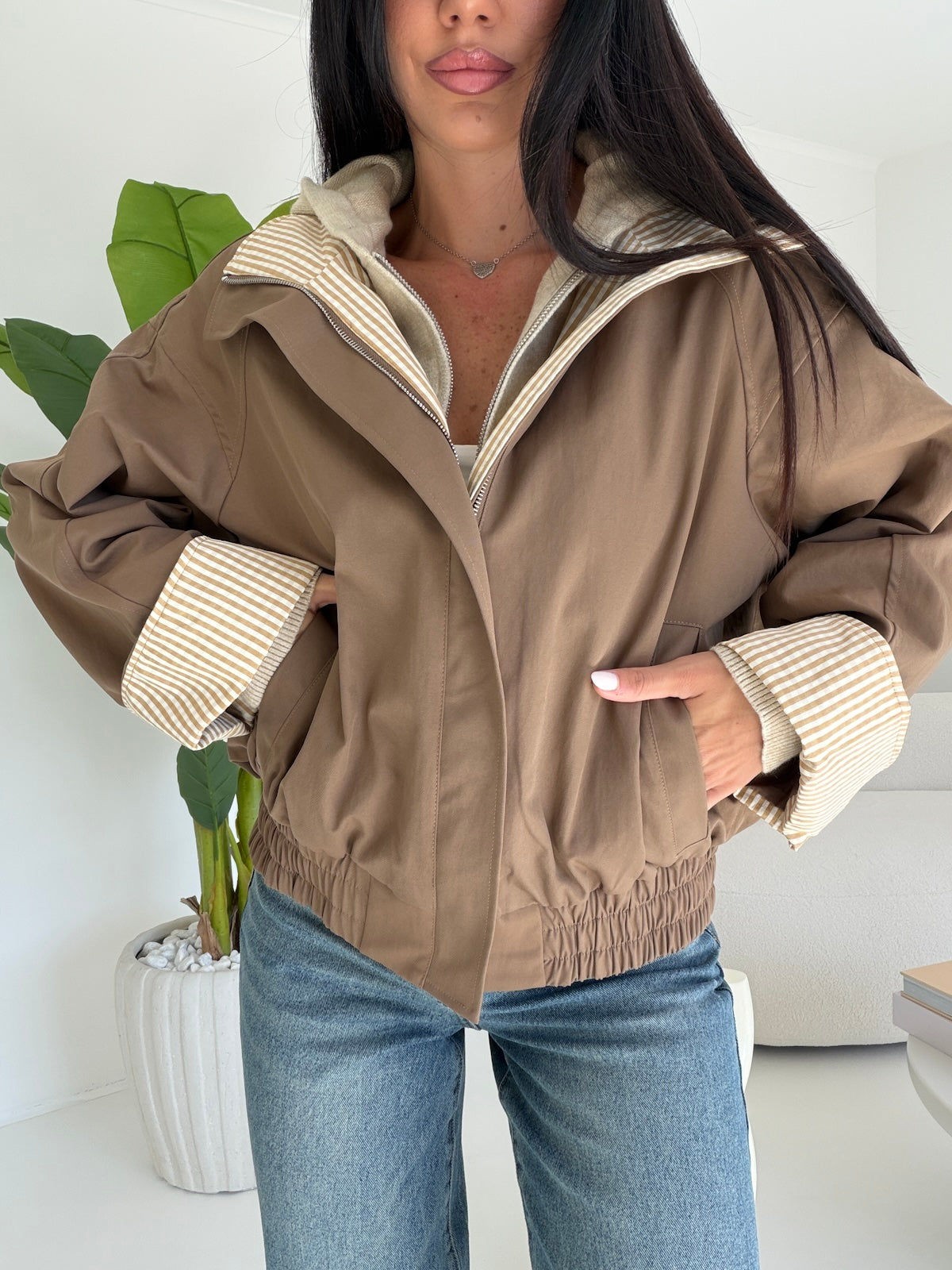 TT38062-BOMBER POPPER TAUPE