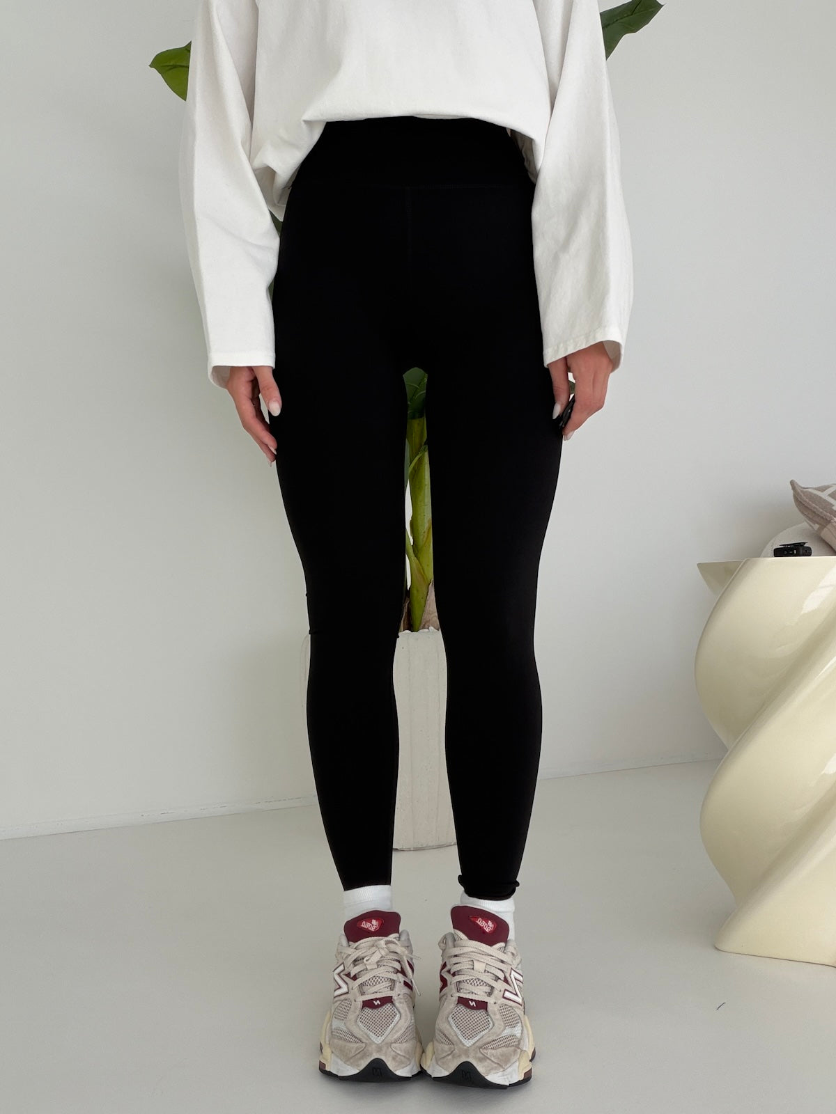 SHR603-1 LEGGINS MODELLANTE NERO