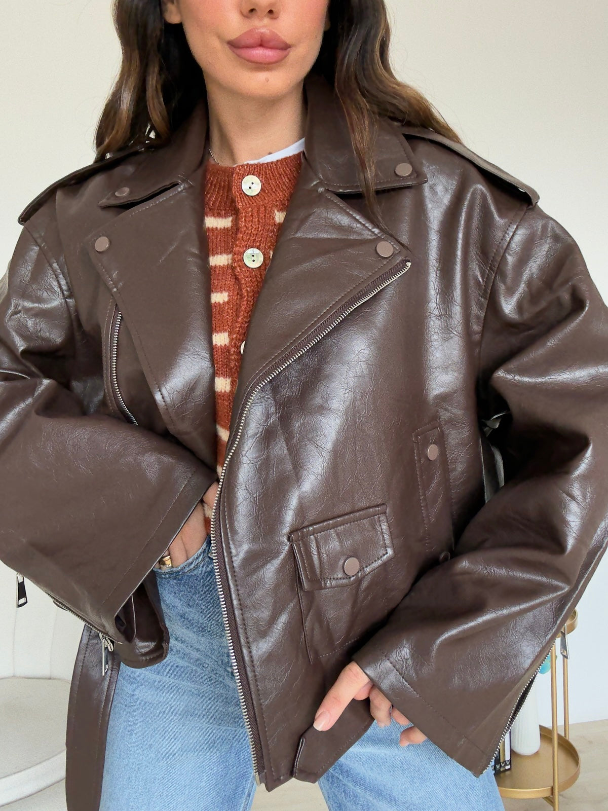 PU10366-BIKER ECOPELLE WILMA CHOCO