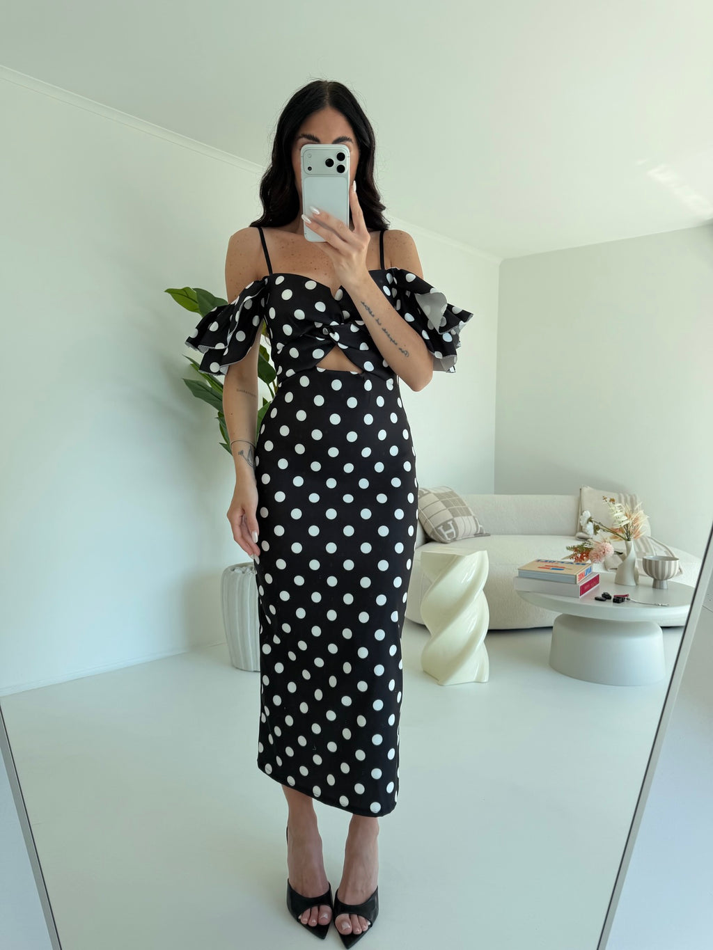 ABITO CHARLOTTE NERO