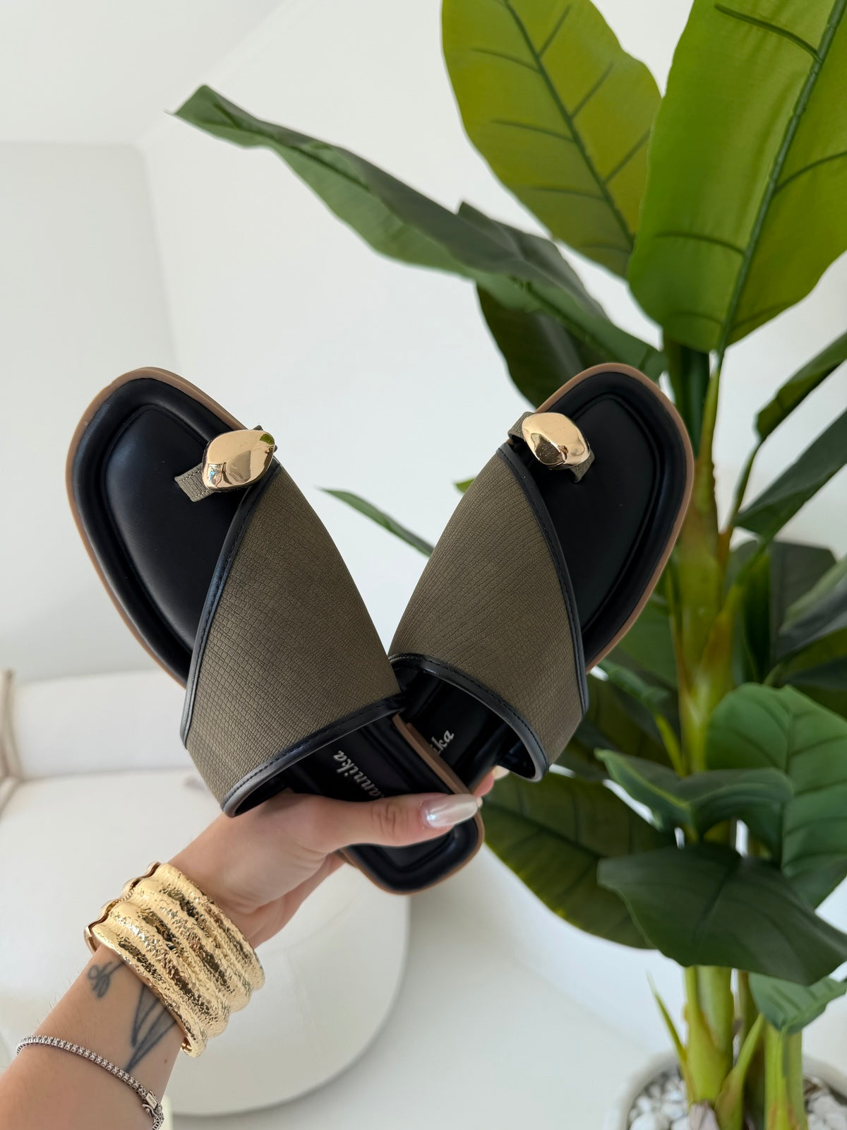 S060475-LUNA-MILITARE