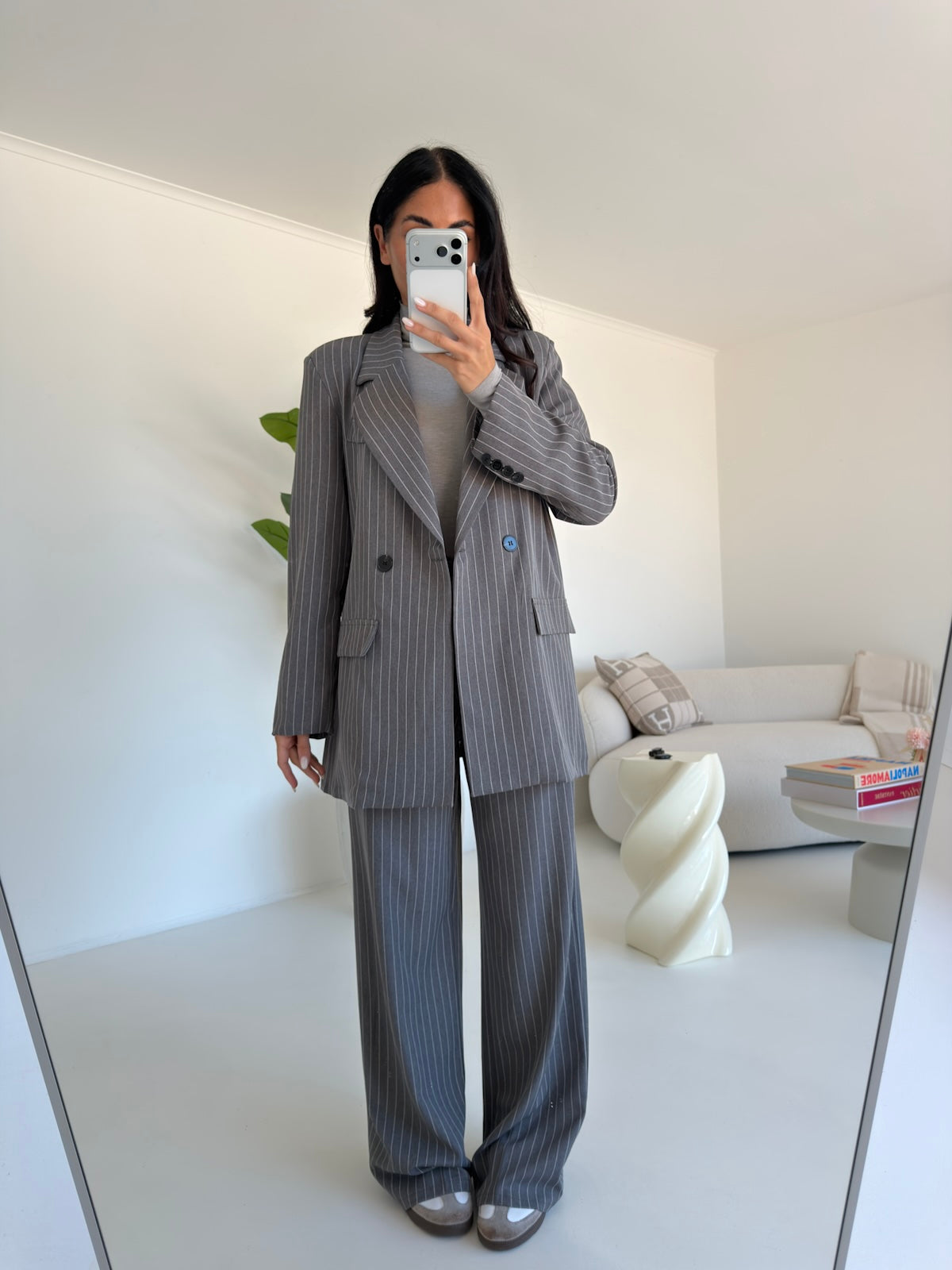 TAILLEUR BRUNETTE GREY