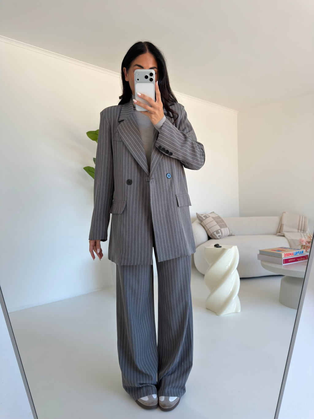 TAILLEUR BRUNETTE GREY