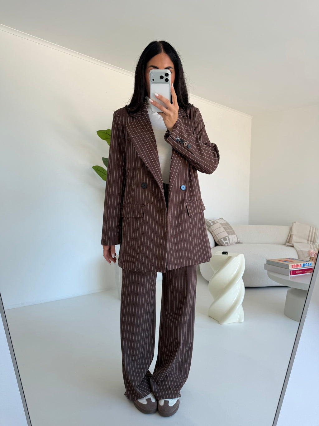 TAILLEUR BRUNETTE CHOCO