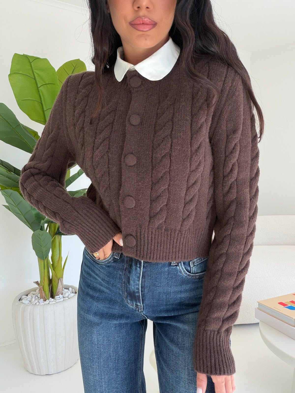1718-CARDIGAN BRAIDS CHOCO