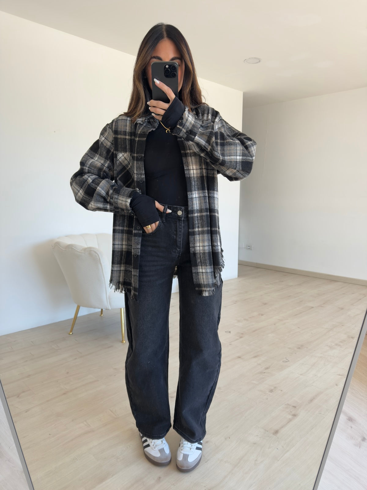MAGLIA KYLIE NERA