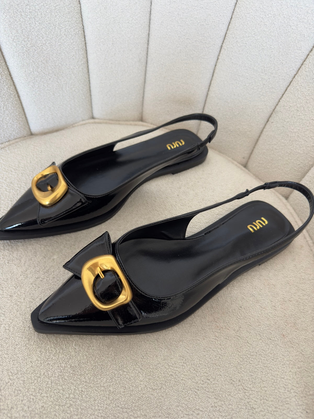 DORY-SLINGBACK NERA