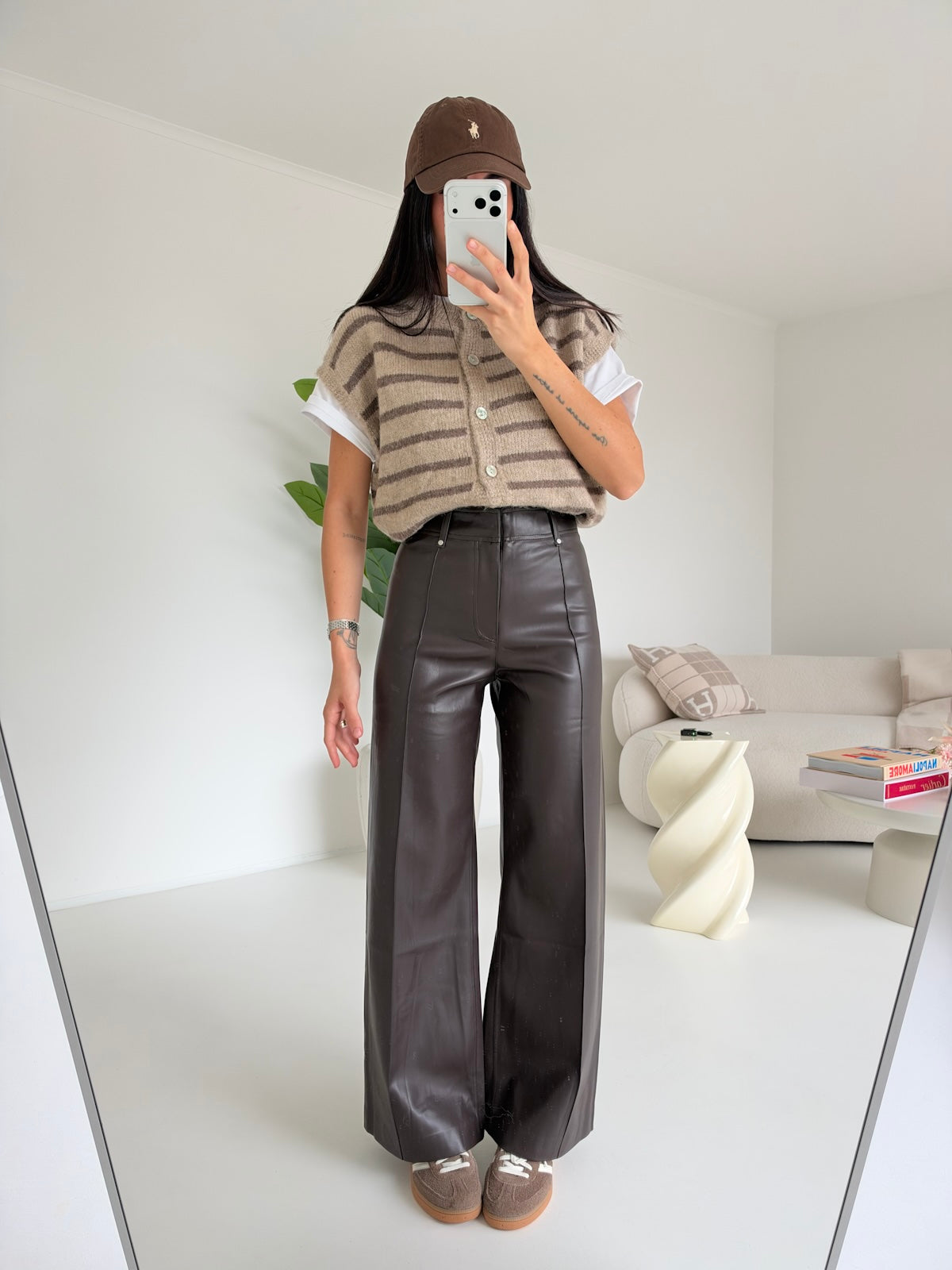 VS9026-26-PANTALONE IN ECO PELLE CHOCO