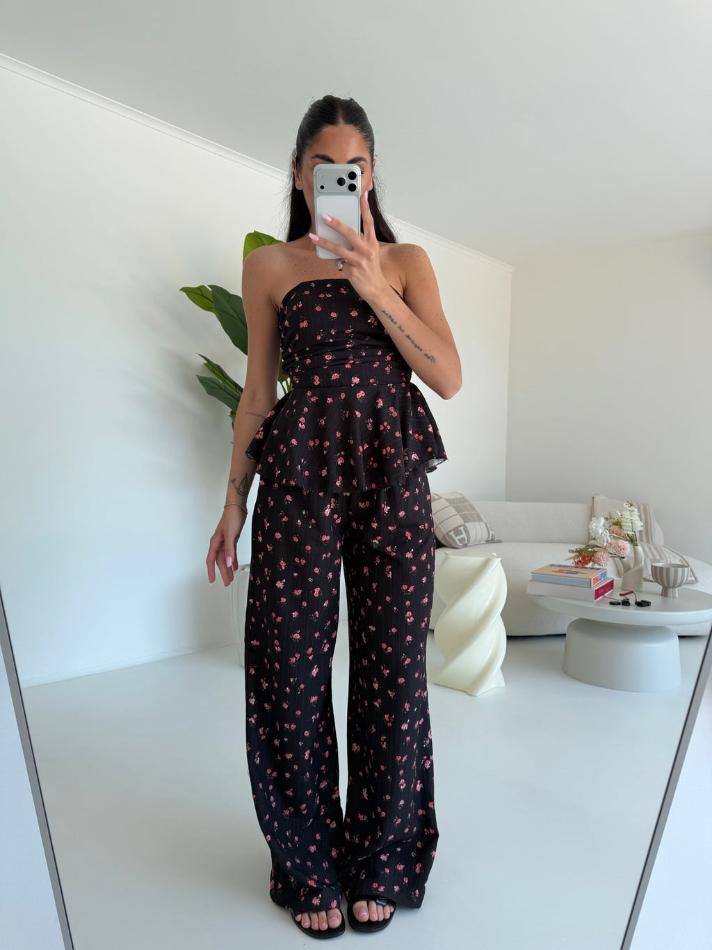COORDINATO MAGNOLIA NERO
