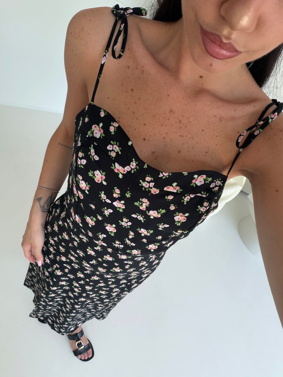 17261-ABITO IRIS NERO&PINK