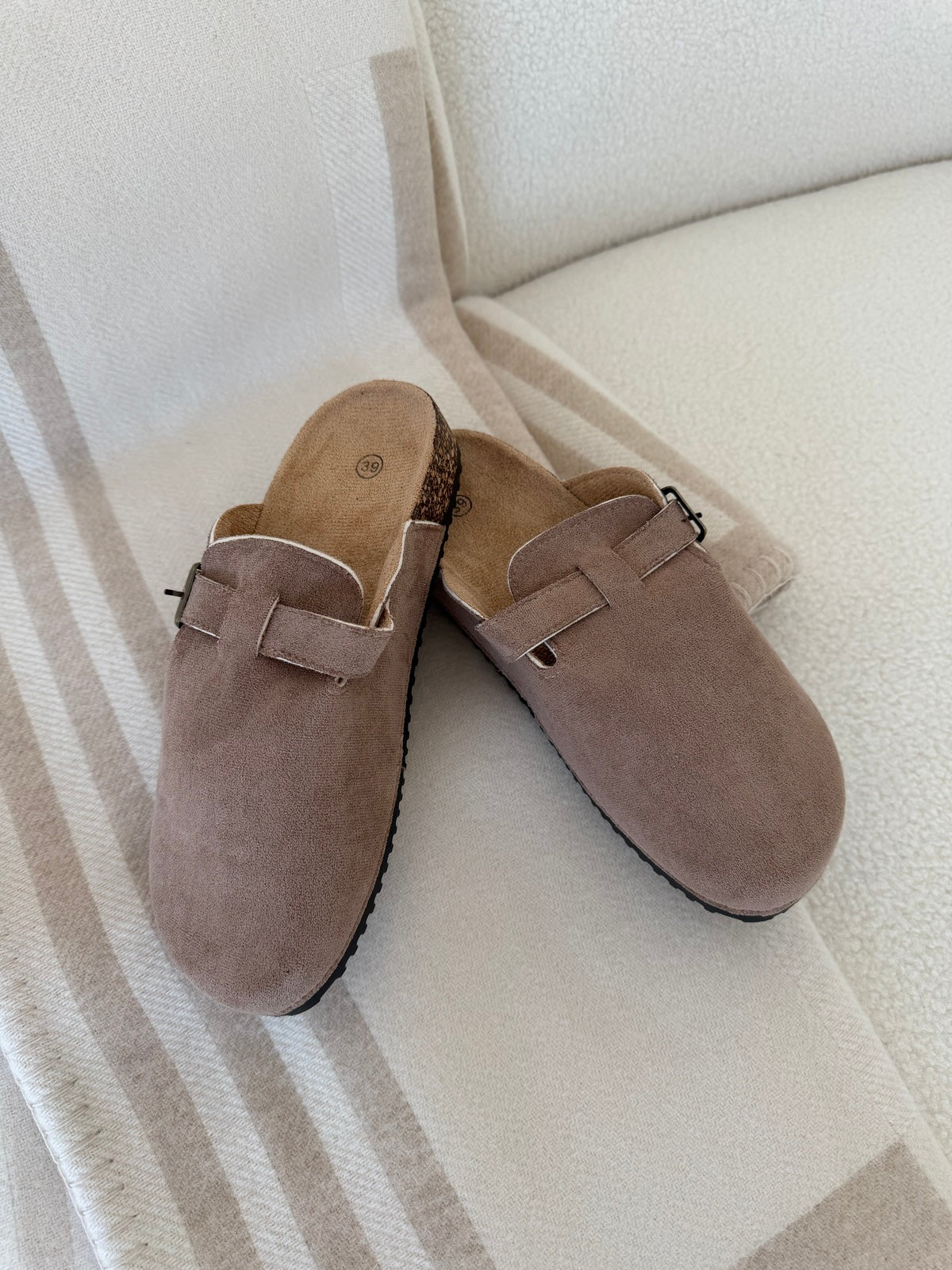 7908-NINA TAUPE