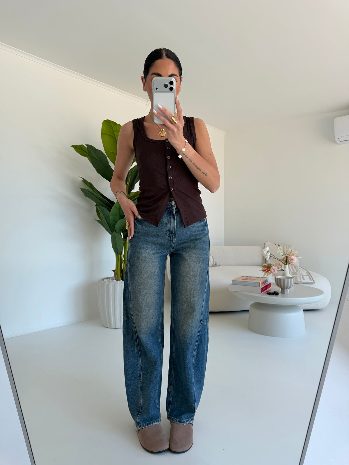 D748-62-JEANS BARREL WALK