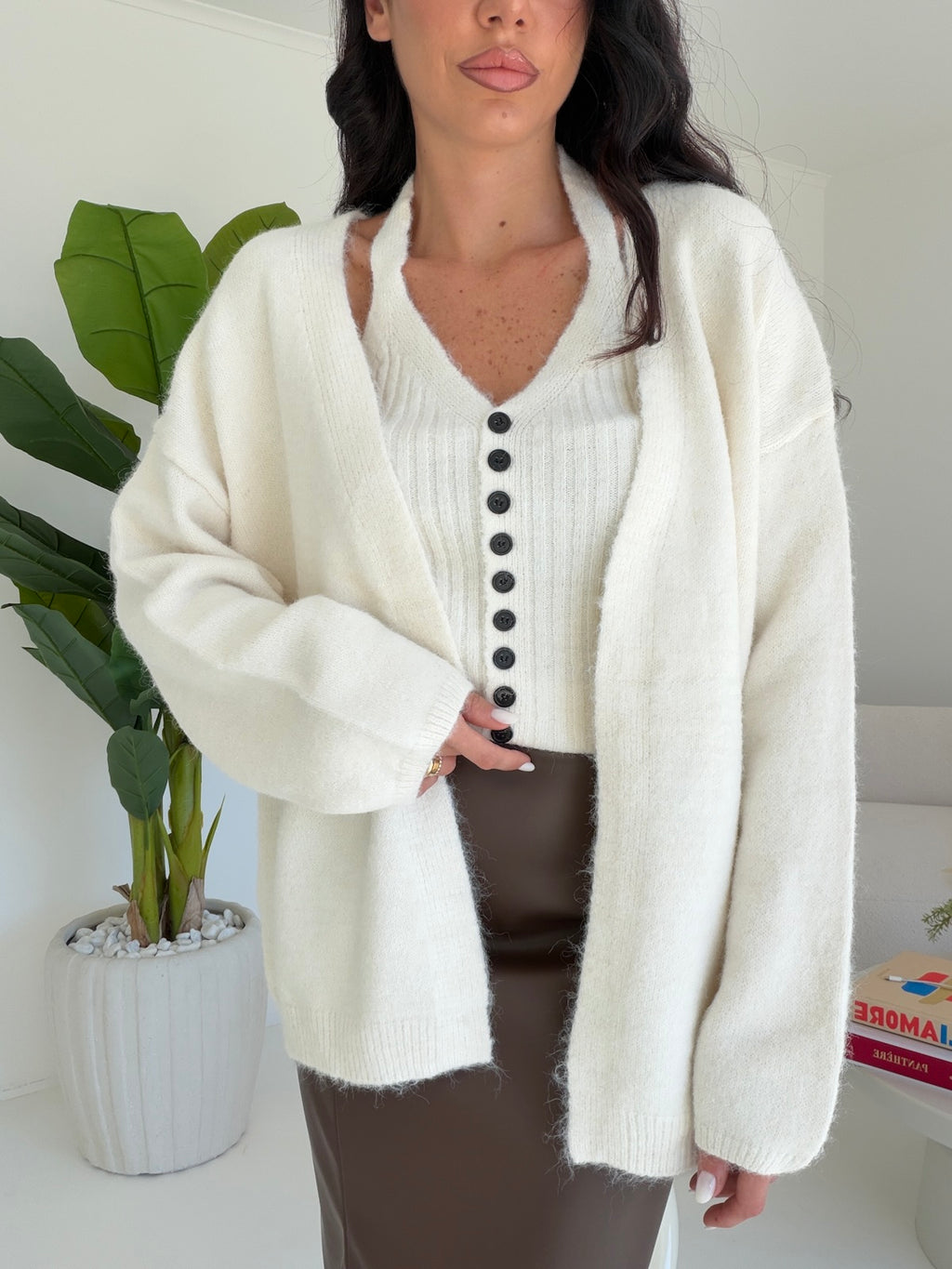 VMC9019-TWINSET FIORE MILK