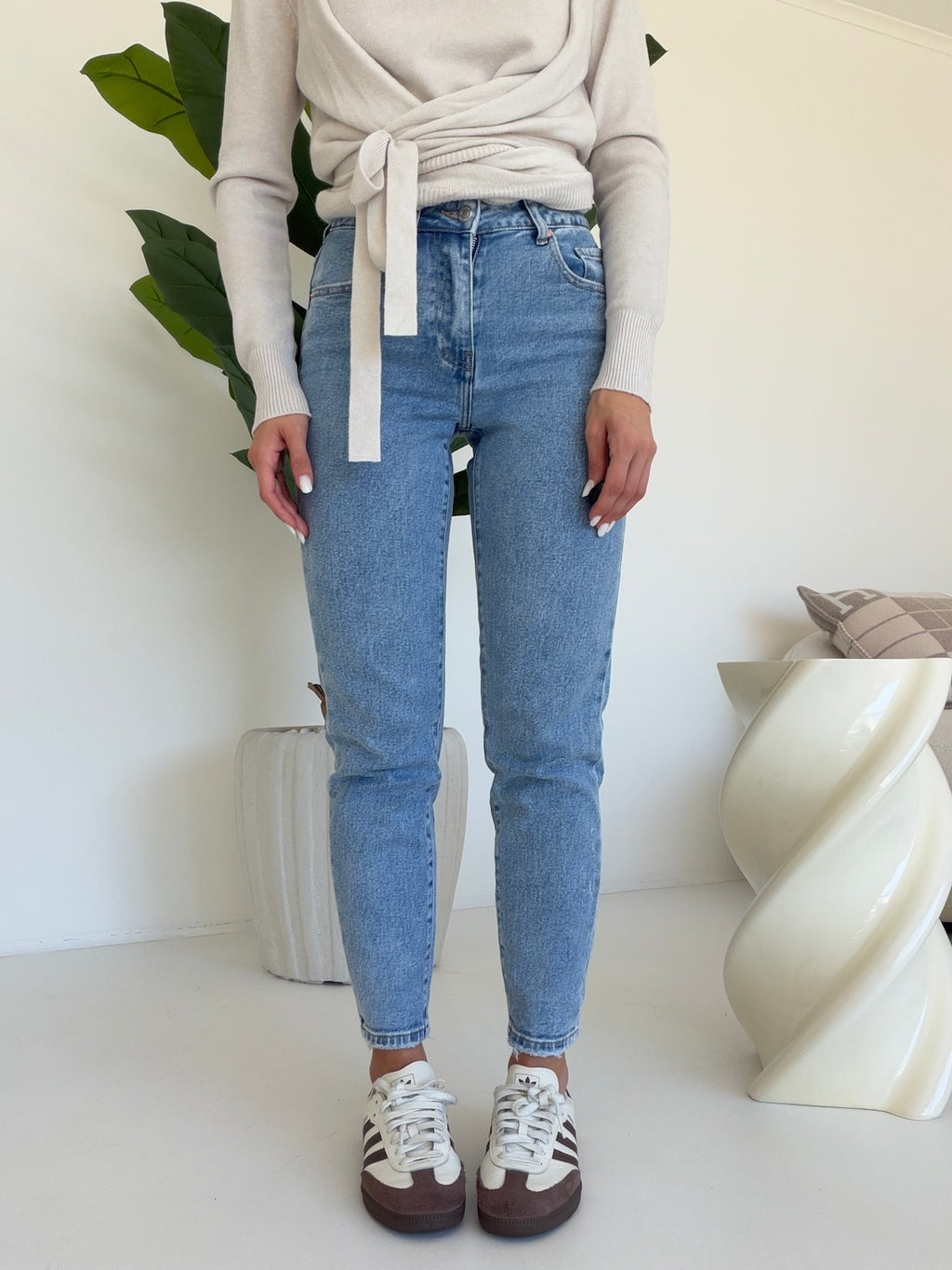 H1000-1-JEANS MOM AYLA