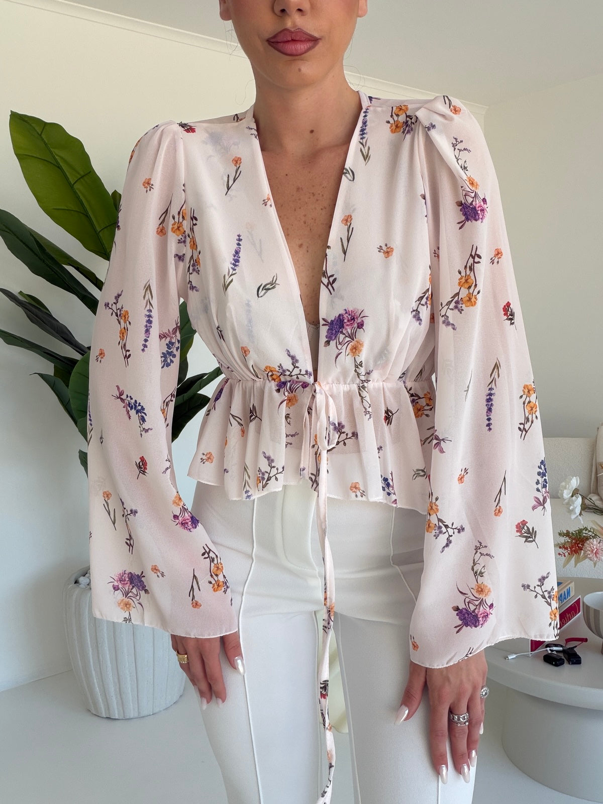 29073-BLUSA FLOWER MILK