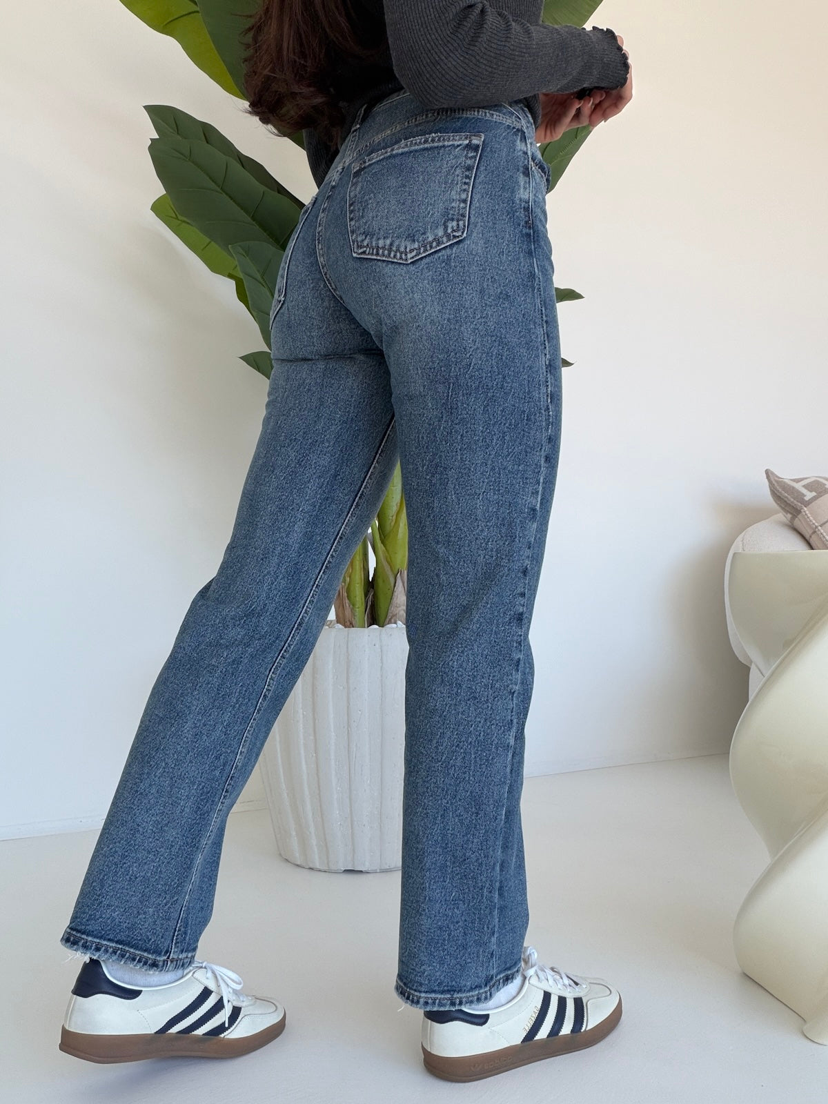 D129-52-JEANS GAMBA DRITTA TRUDY