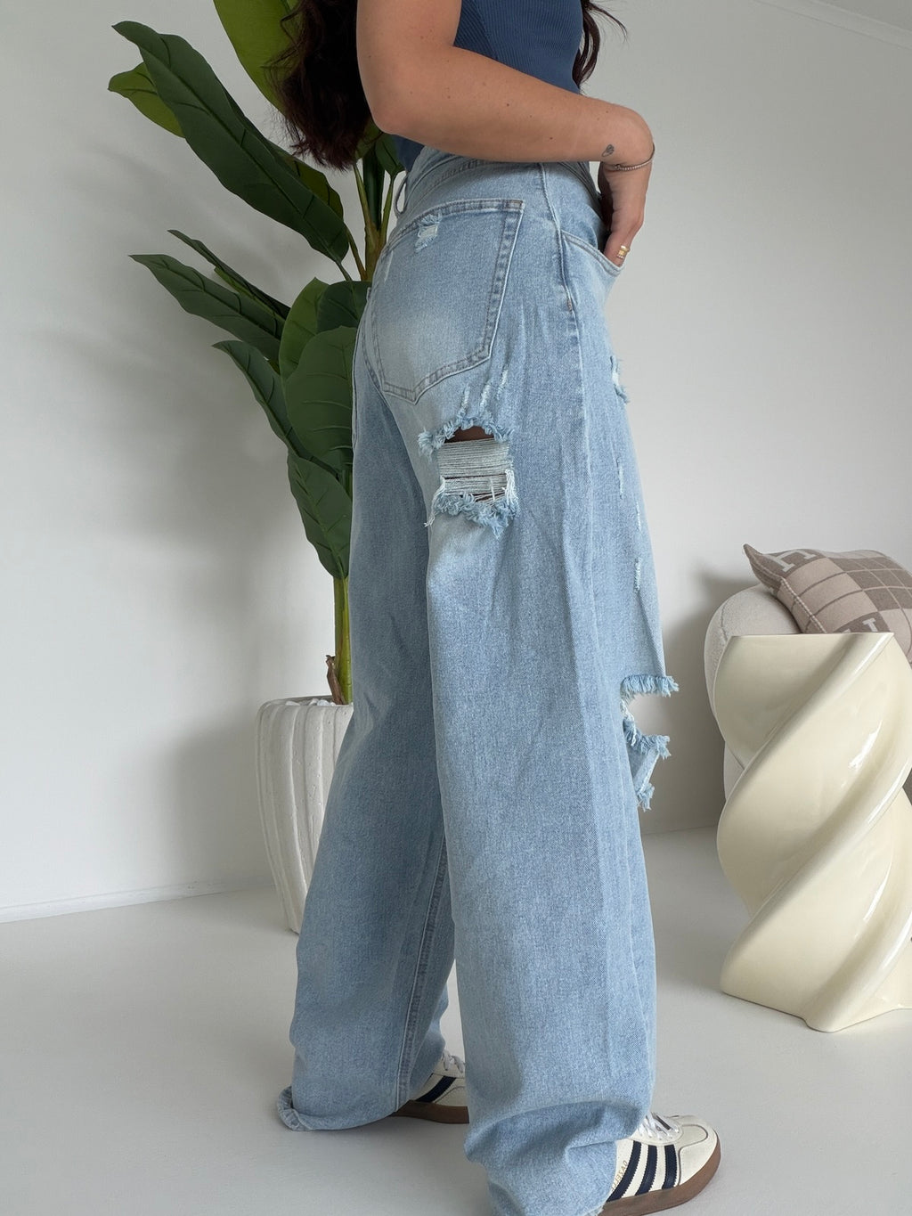 A5083-JEANS PALAZZO RIPPED