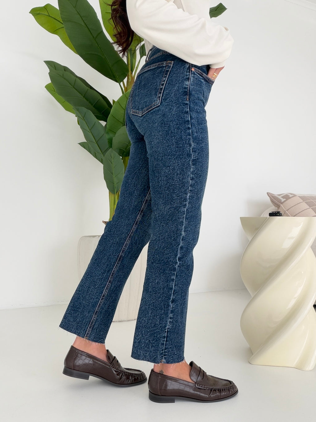 H2317-JEANS MOM TAGLIO VIVO