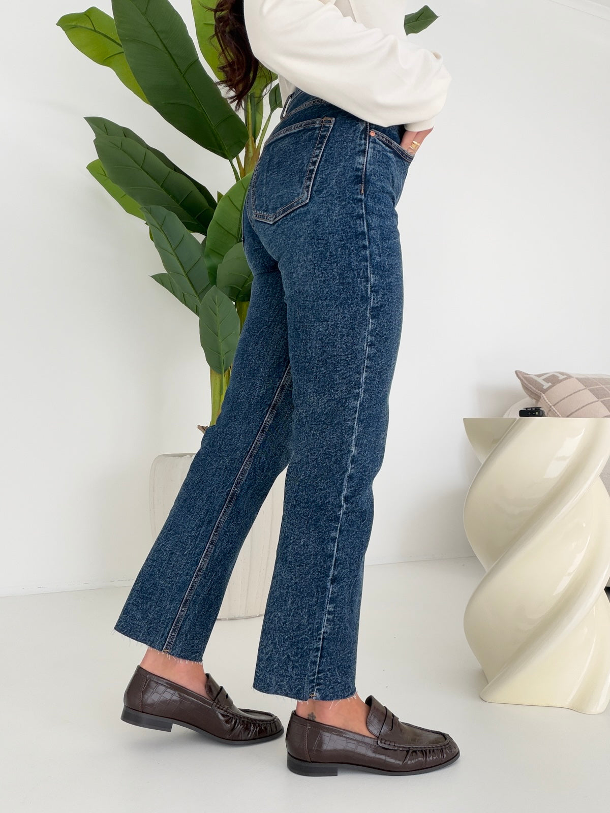 H2317-JEANS MOM TAGLIO VIVO