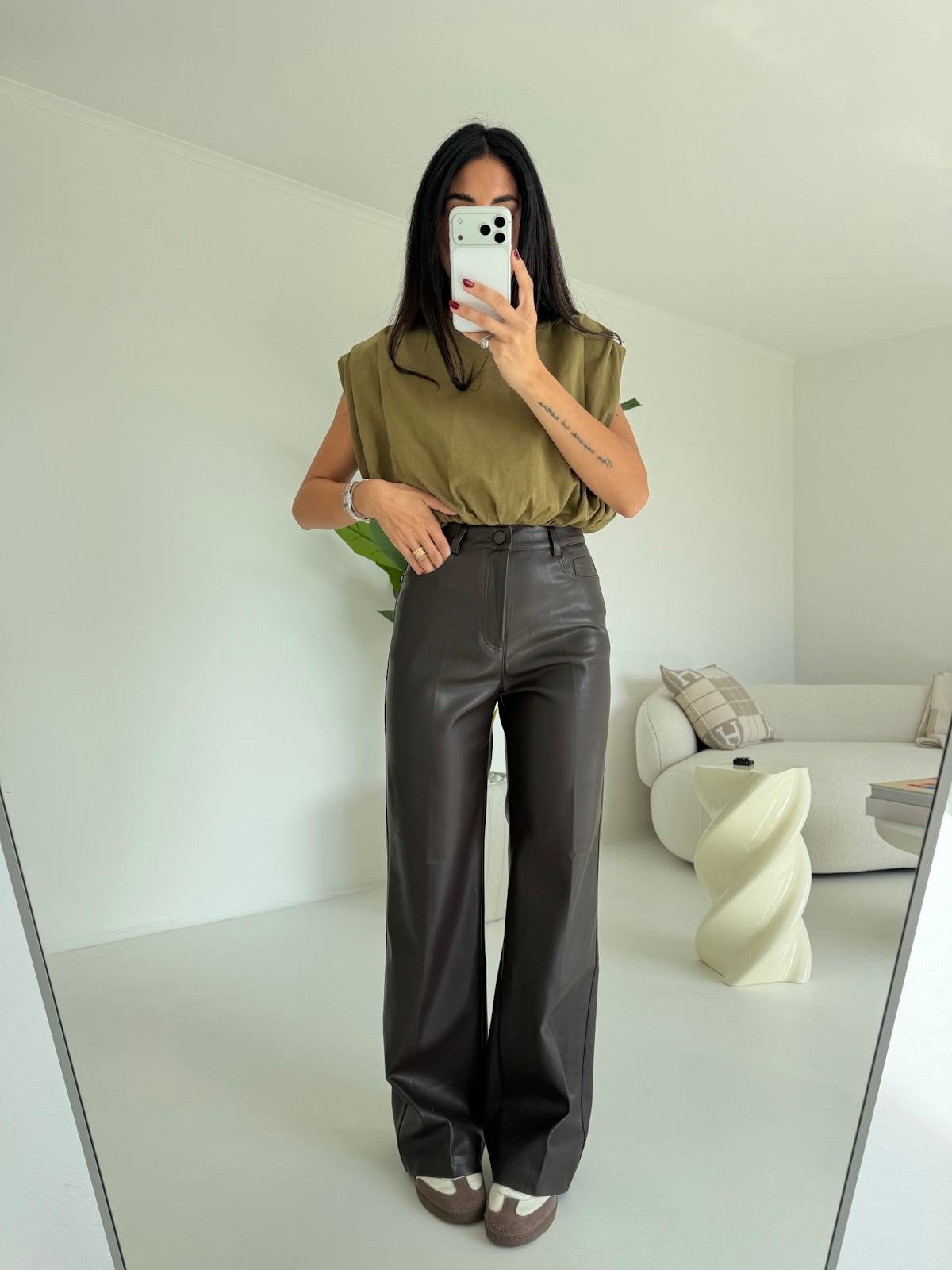 Q056-T-SHIRT SPALLINE OLIVA