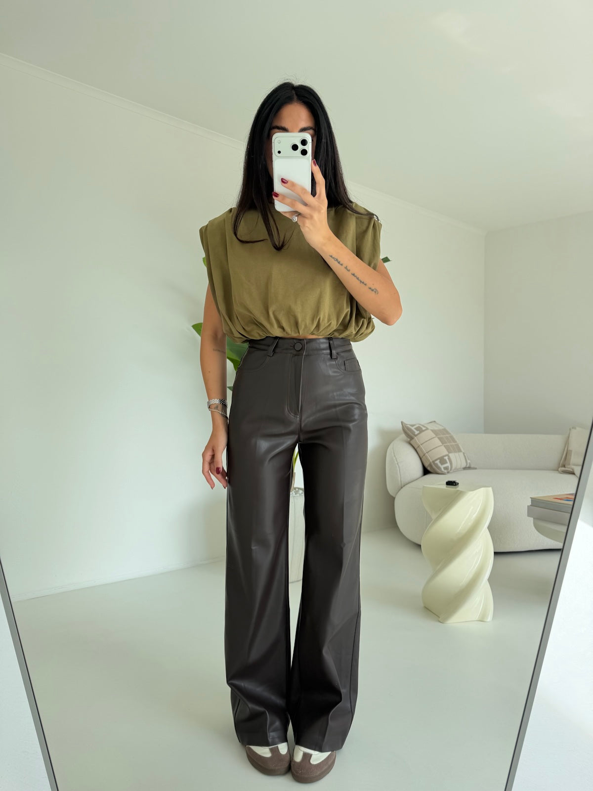 Q056-T-SHIRT SPALLINE OLIVA