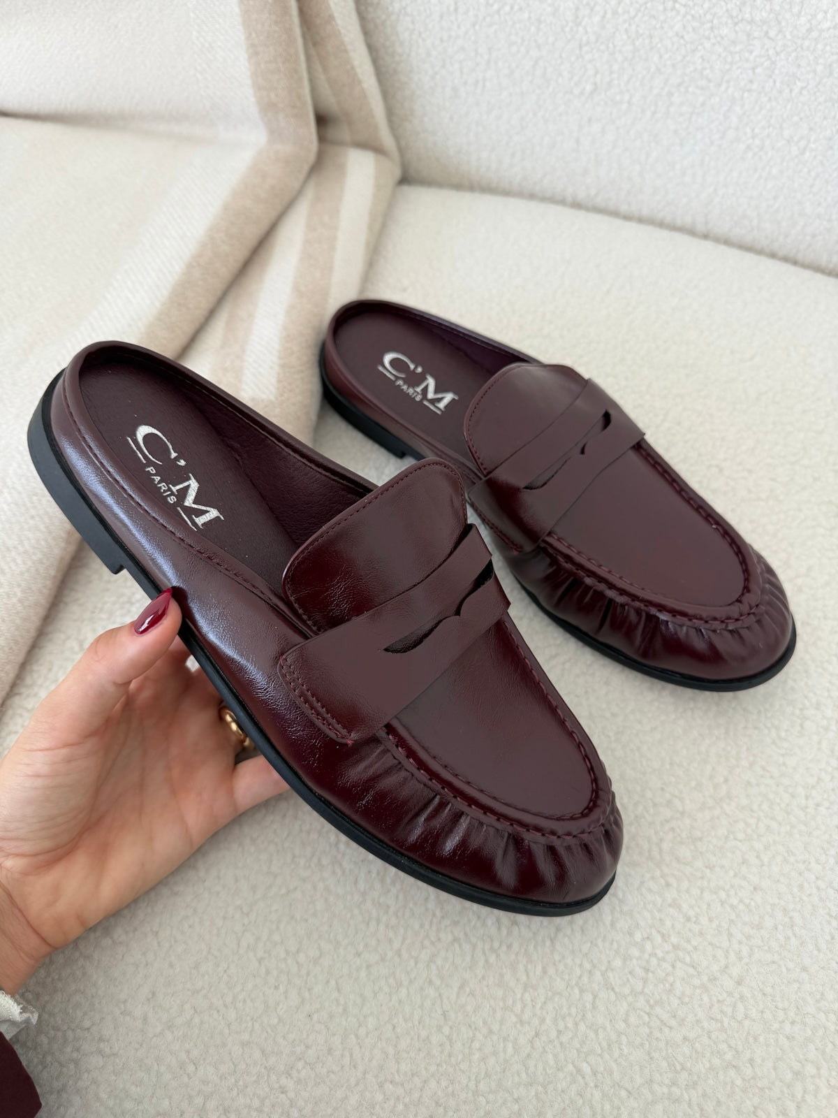 Y-126-MEREDITH-WINE
