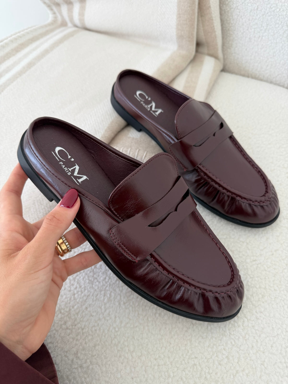 Y-126-MEREDITH-WINE