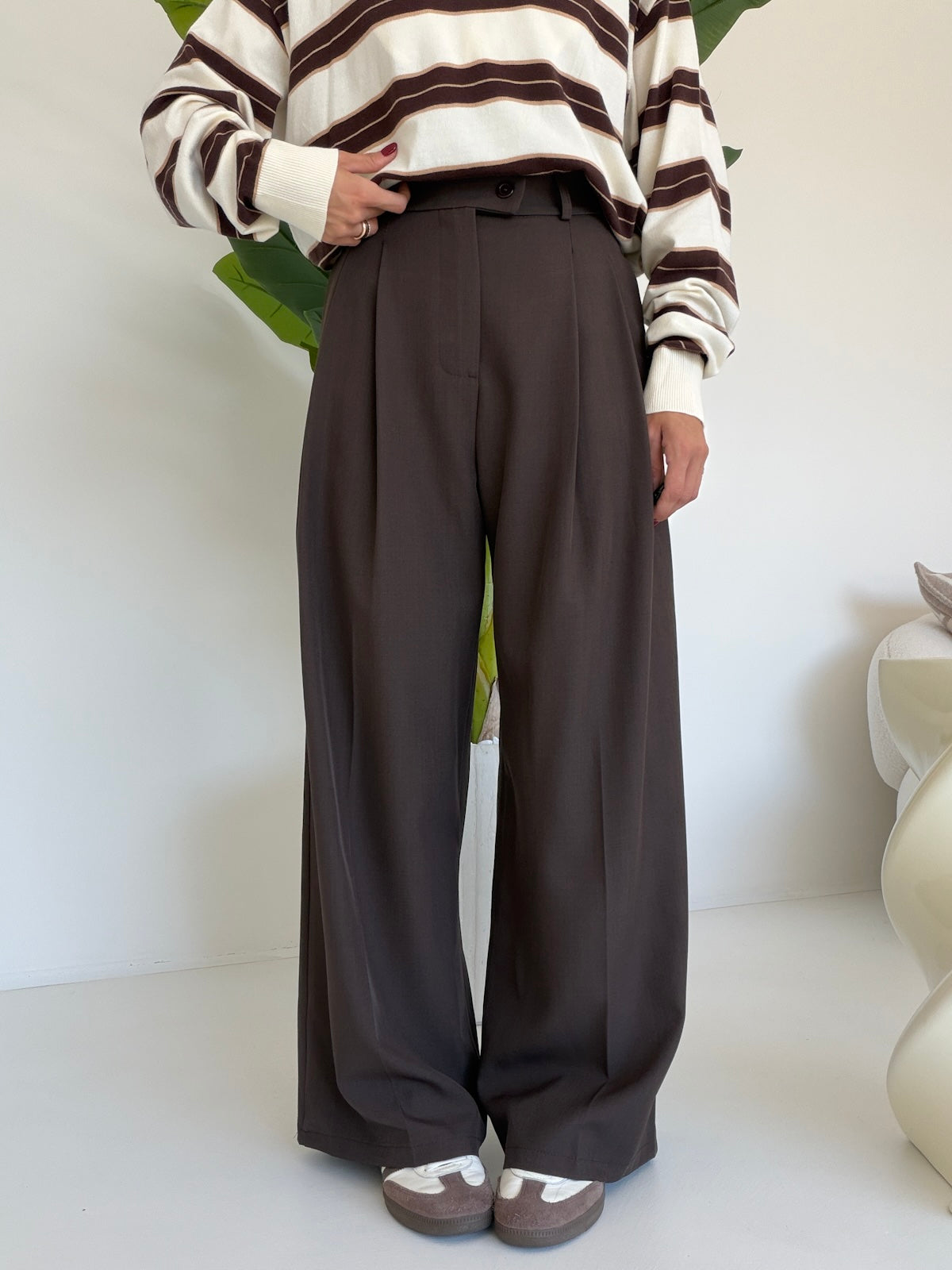 MAR6271-PANTALONE ALICE CHOCO