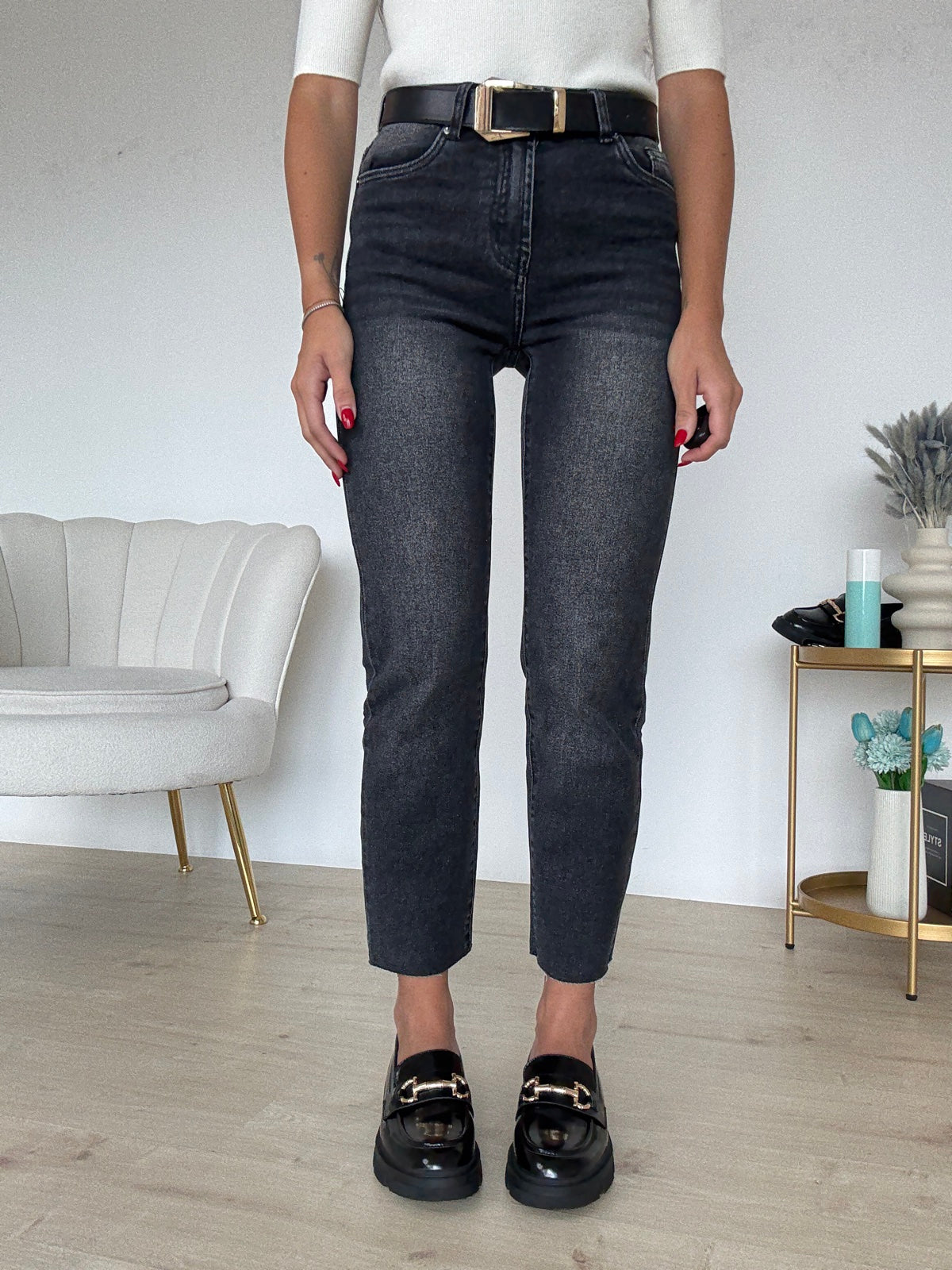 8678-JEANS TAGLIO VIVO MARMO NERO
