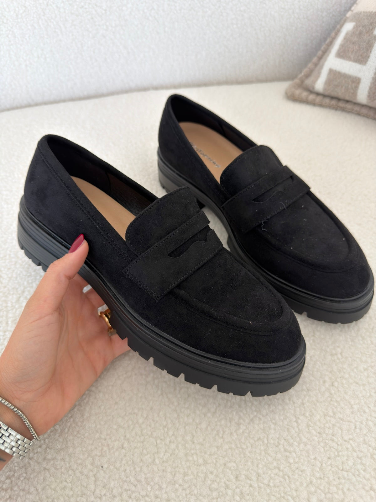 R702-JOSIE-NERO
