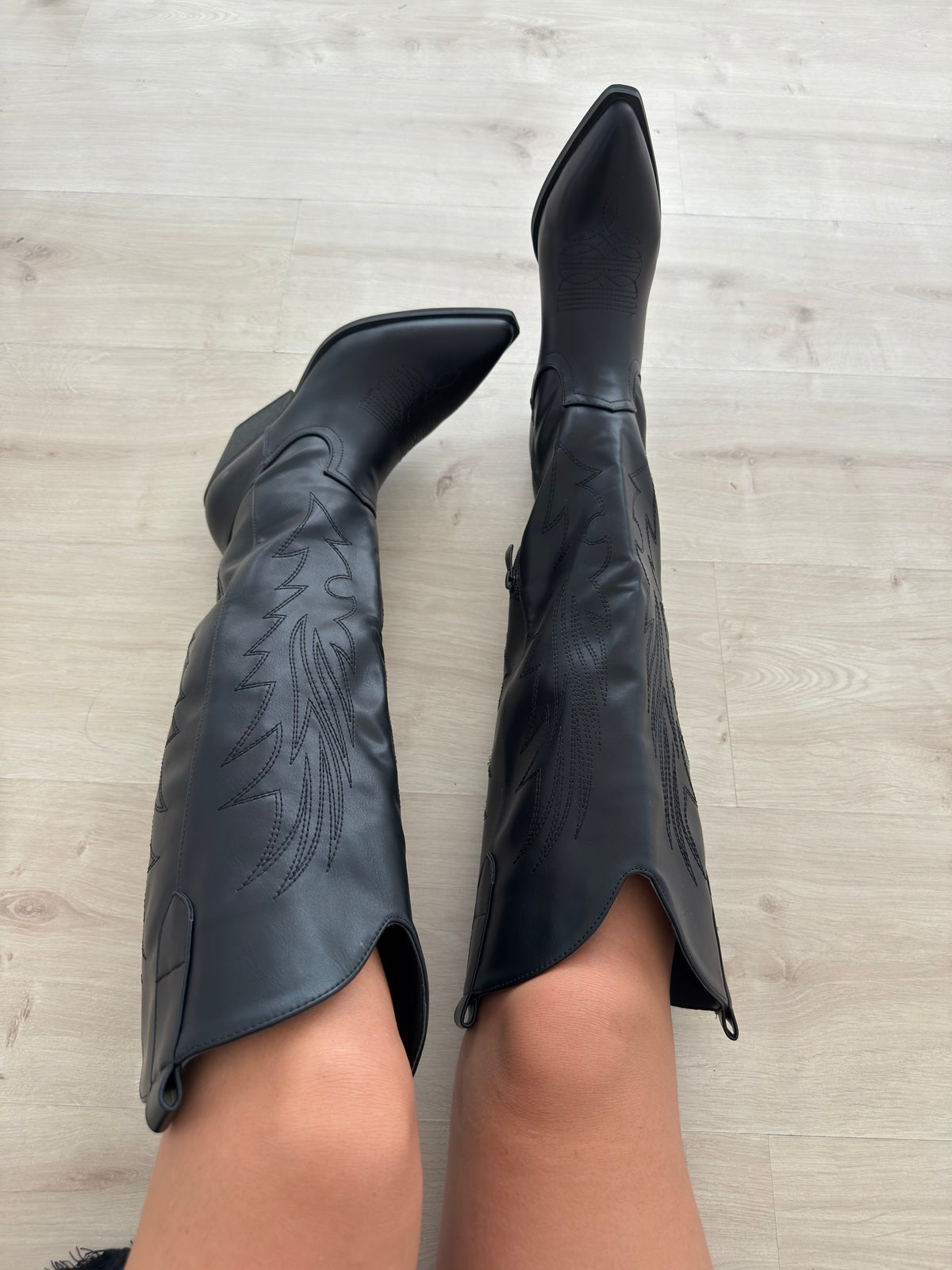 AMBRA-TEXANO IN ECOPELLE NERO
