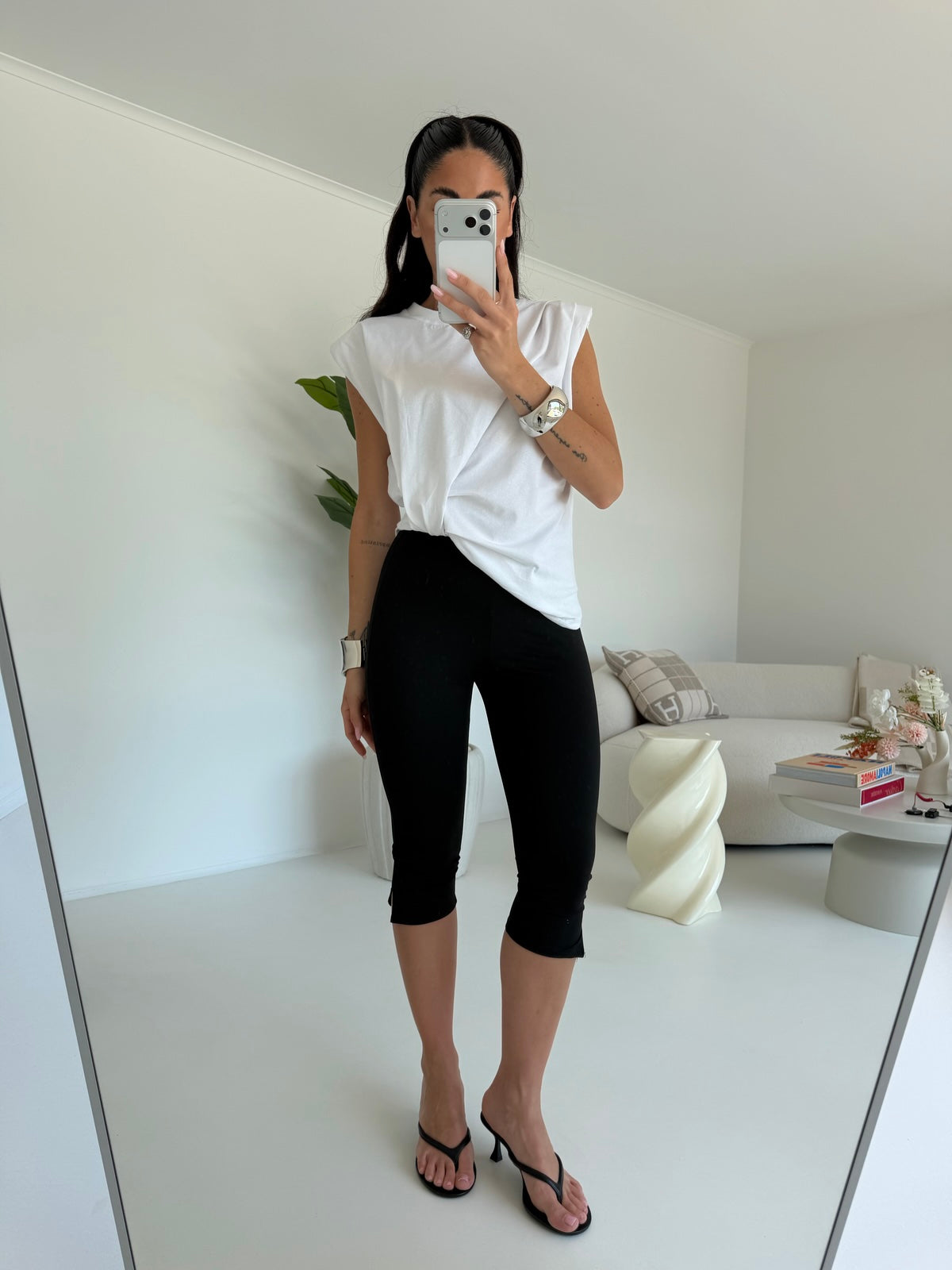 1113-LEGGINS CAPRI NERO
