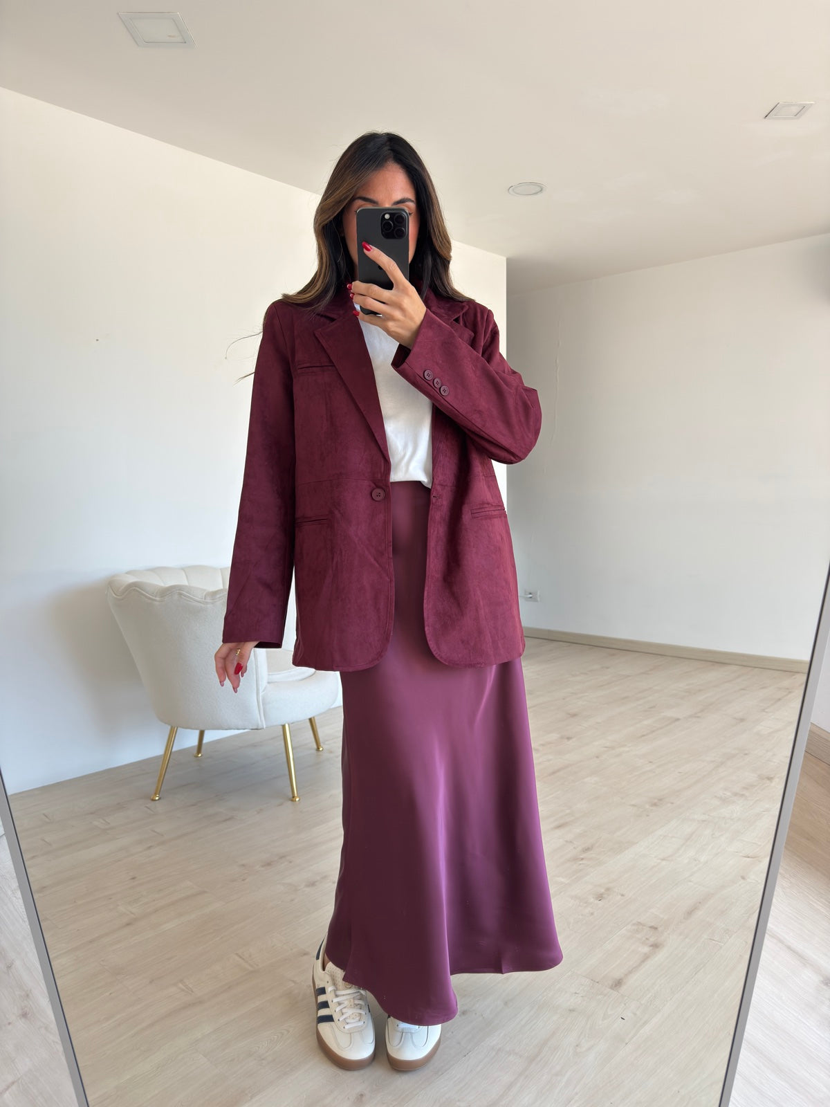 VMCN583-GONNA SATIN WINE