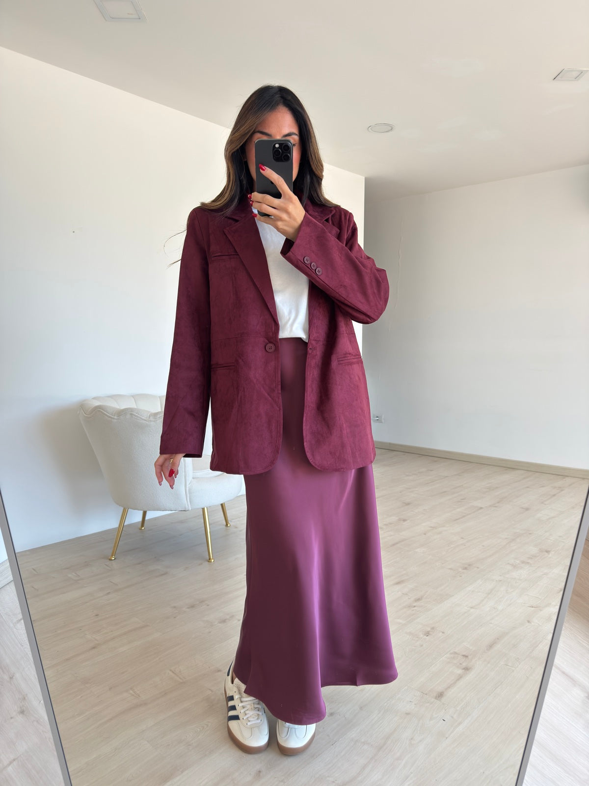 VMCN583-GONNA SATIN WINE