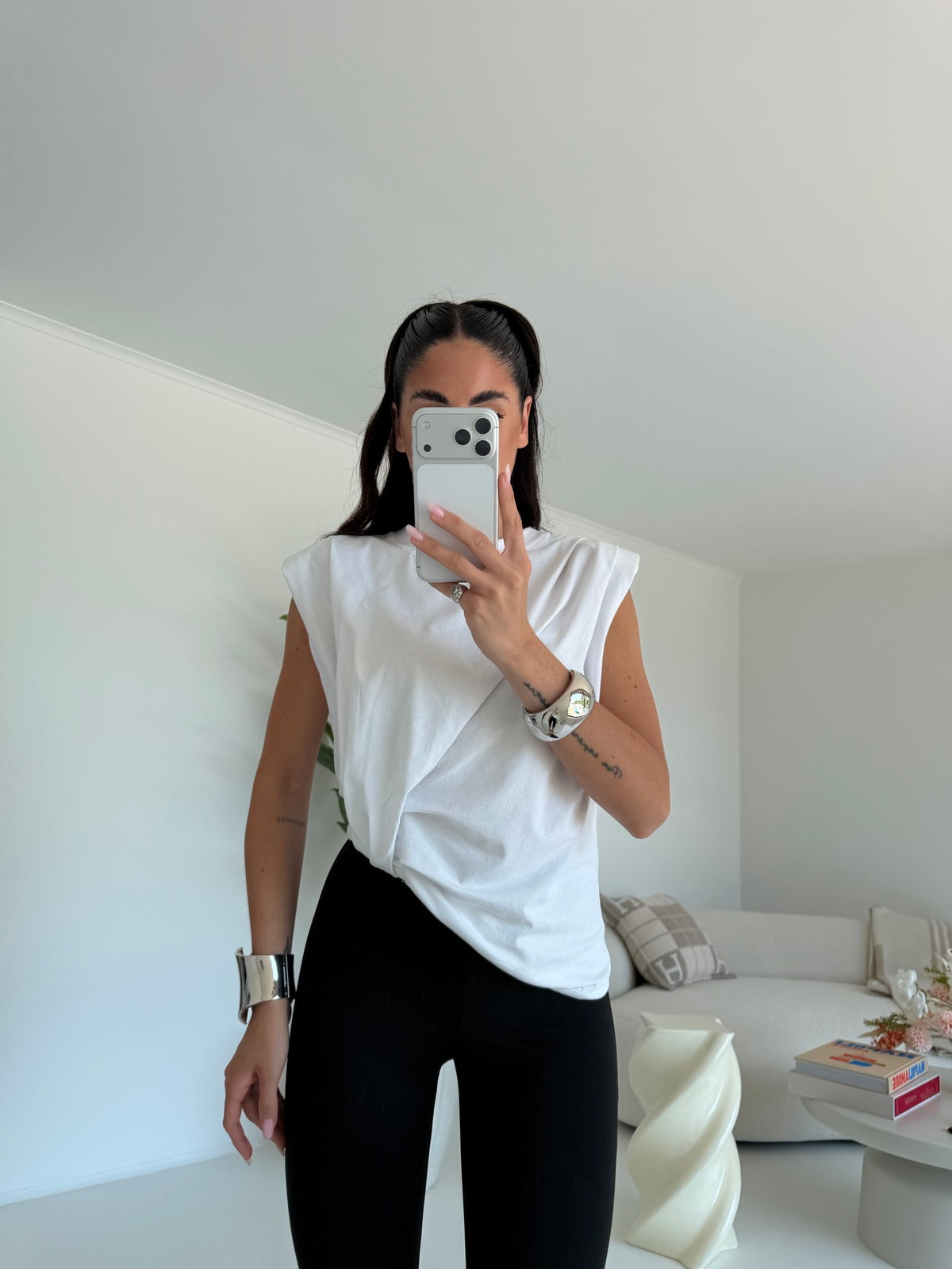 T-SHIRT INFLUENCER MILK