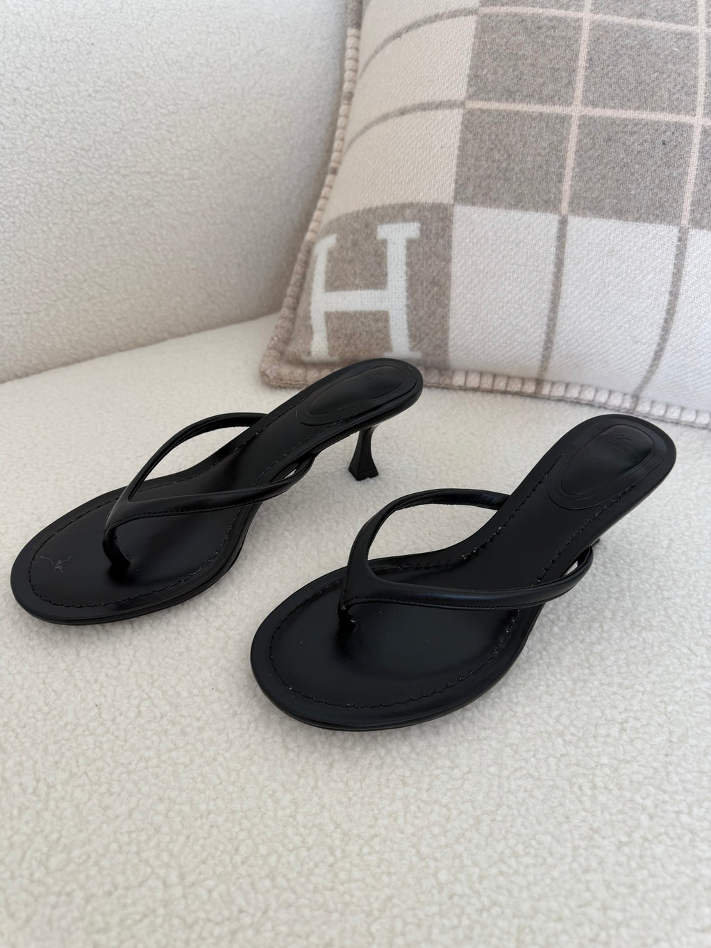 OK-119-HAILEY-NERO