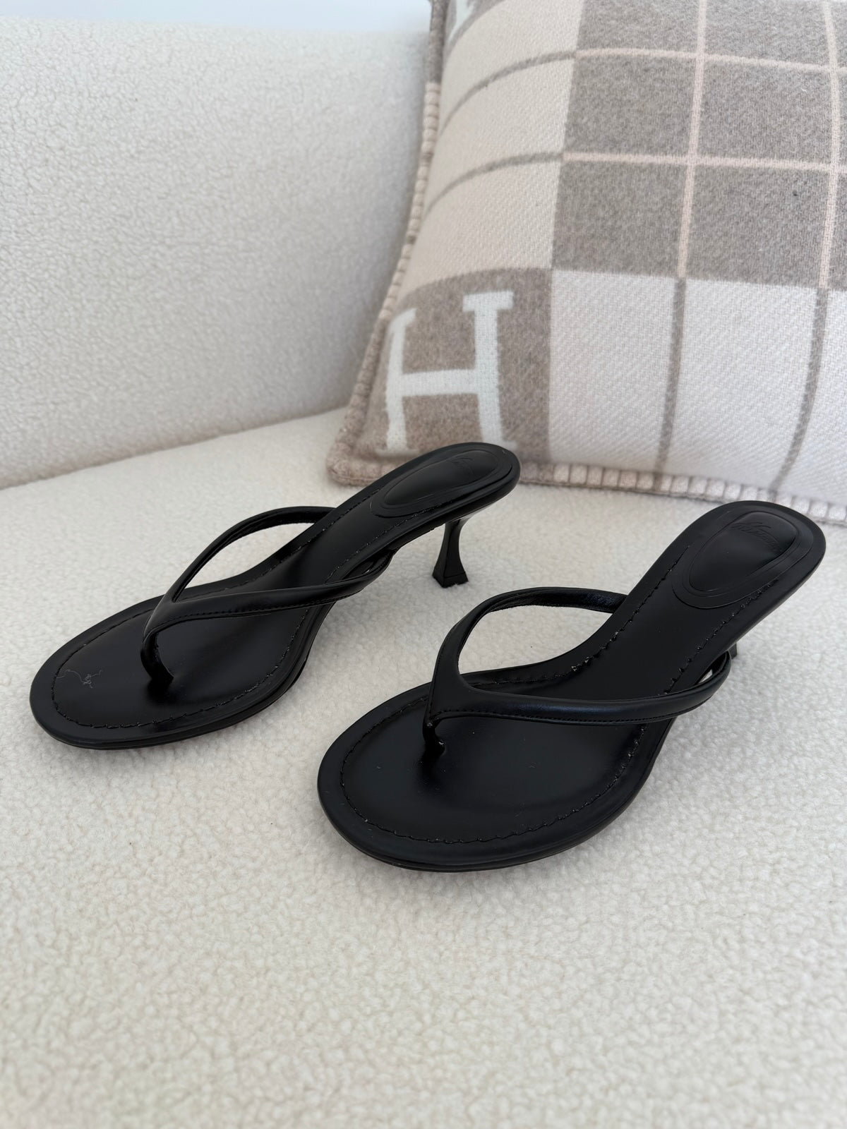 OK-119-HAILEY-NERO