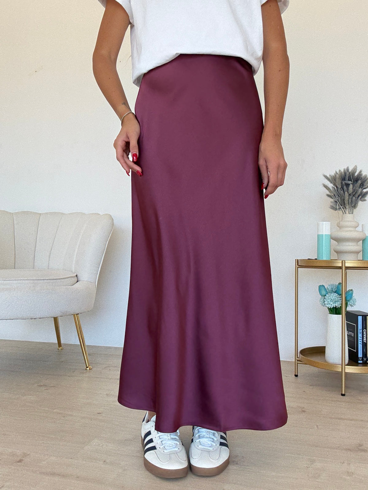 VMCN583-GONNA SATIN WINE