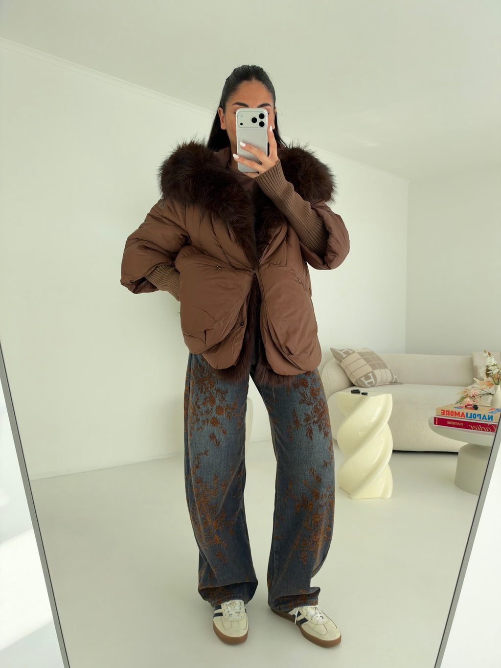 L1002-JEANS BARREL FLOWER CHOCO