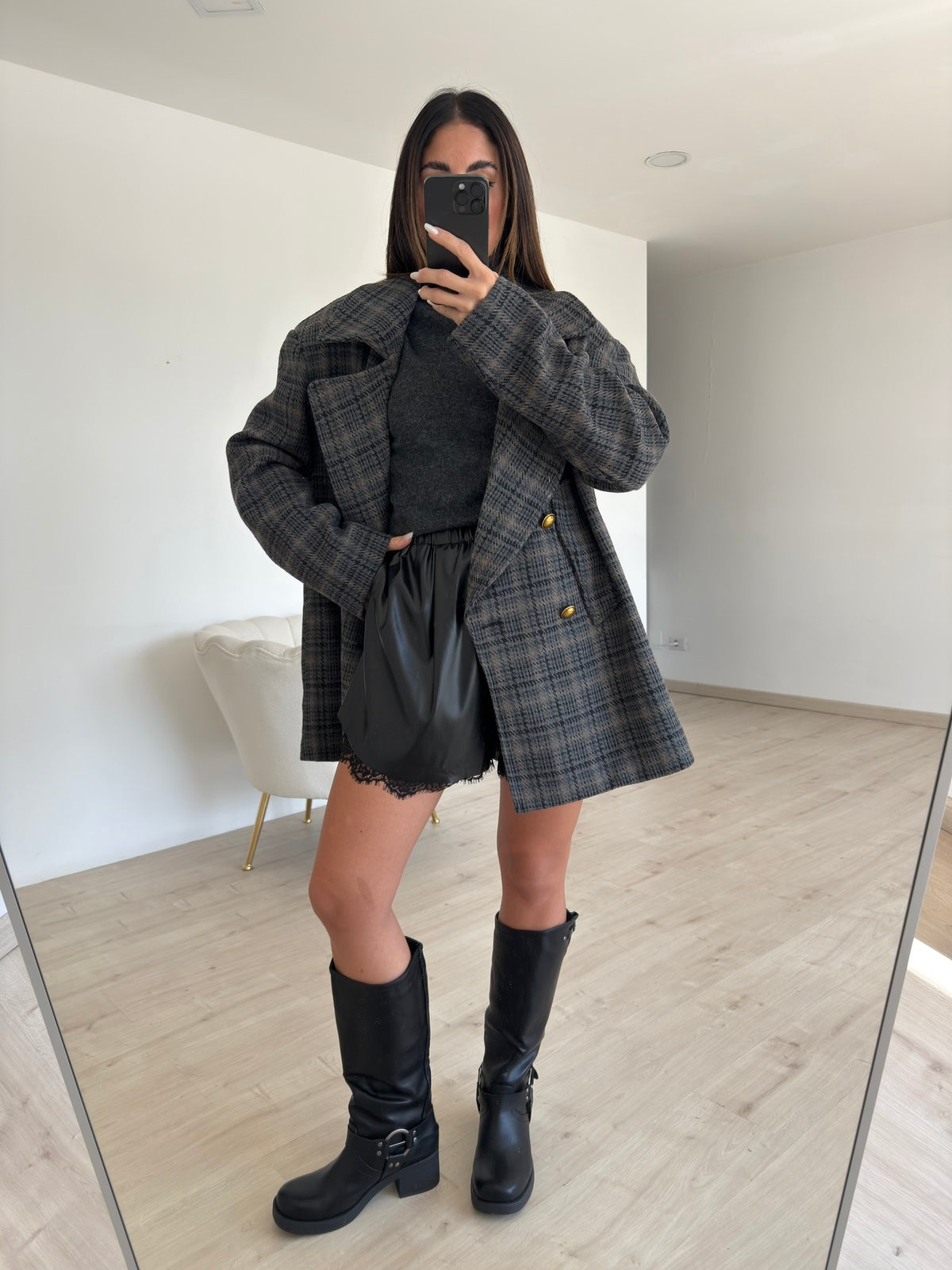 77256-SHORT IN ECOPELLE NERO
