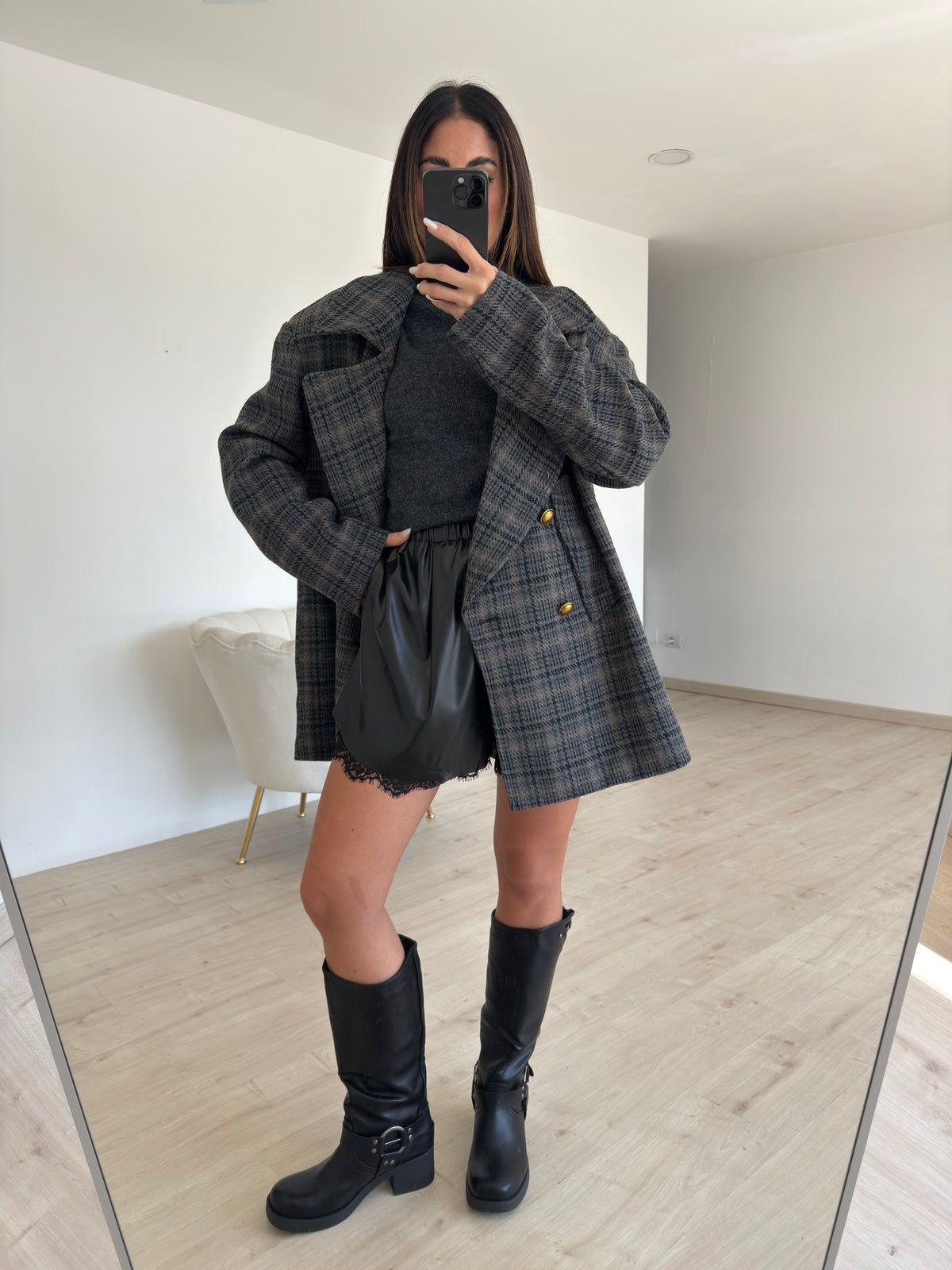 77256-SHORT IN ECOPELLE NERO