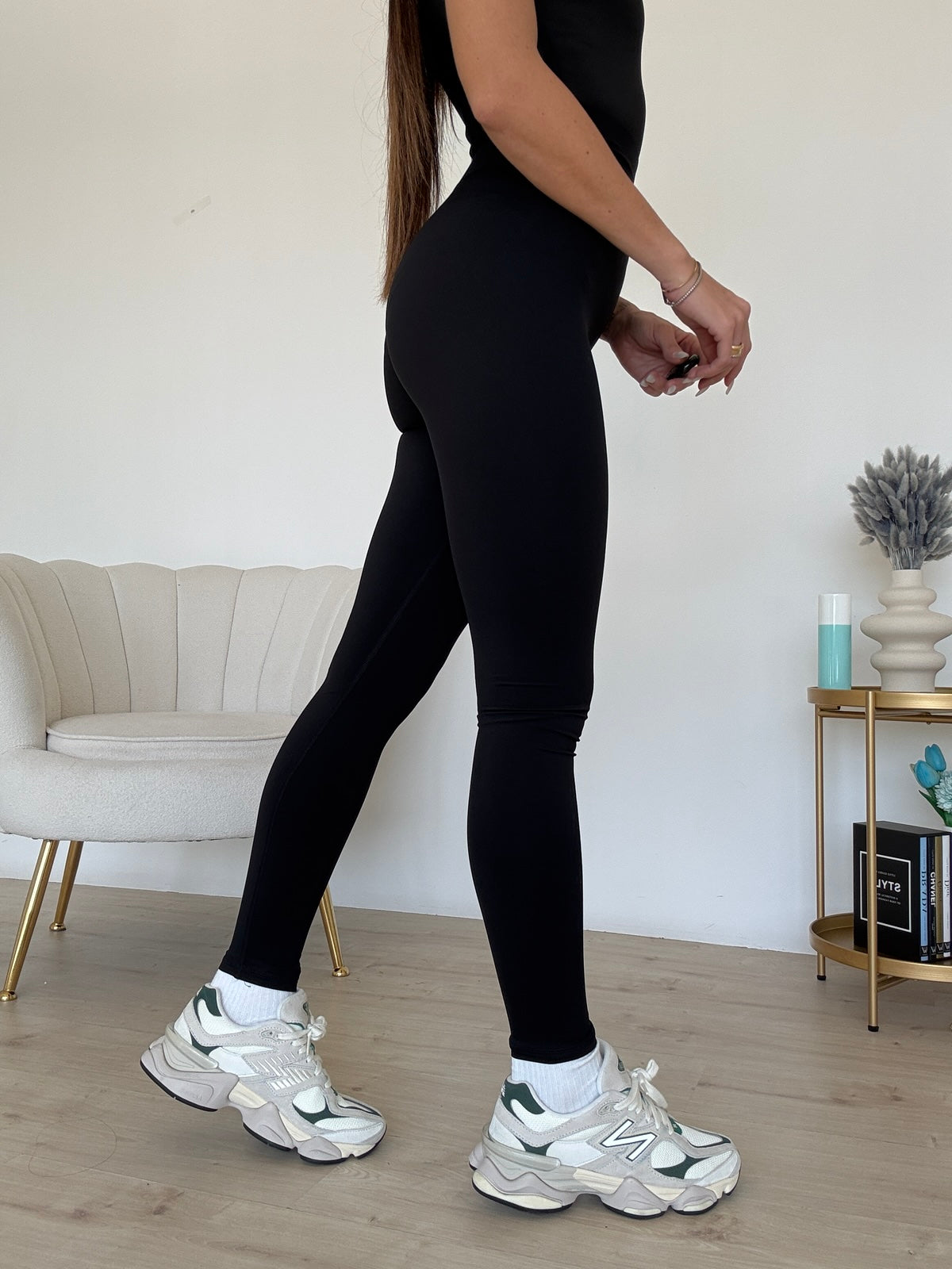 SHR603-1-LEGGINS MODELLANTE NERO