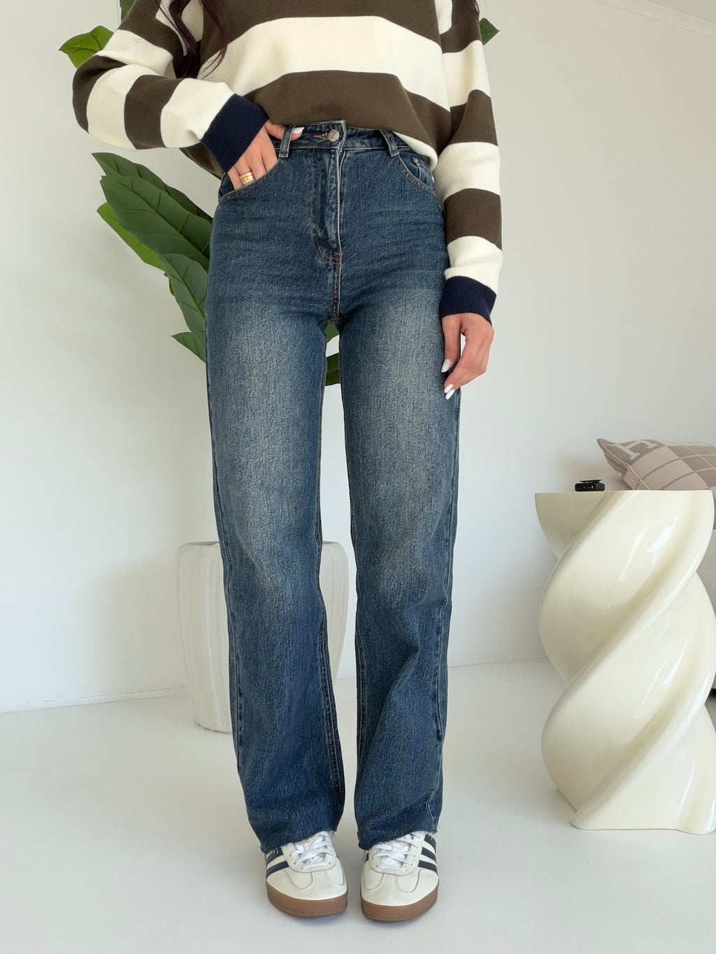 Y5686-JEANS GAMBA DRITTA VICTORIA