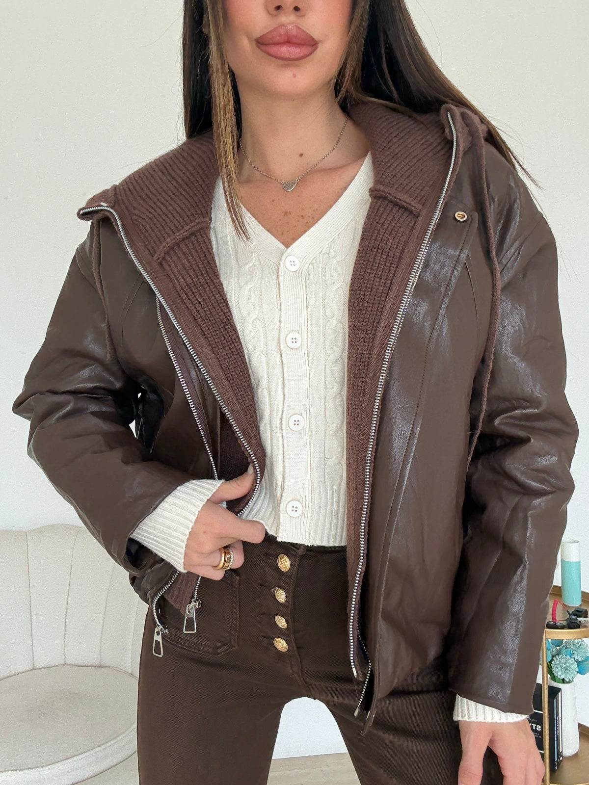 10173-BIKER ECOPELLE CHOCO CON CAPPUCCIO