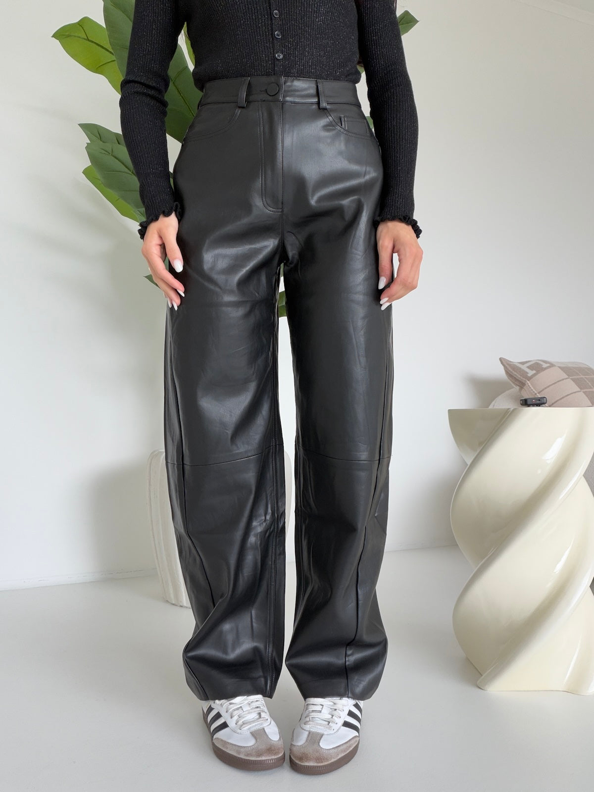 VS9020-1-PANTALONE ECOPELLE BARREL NERO