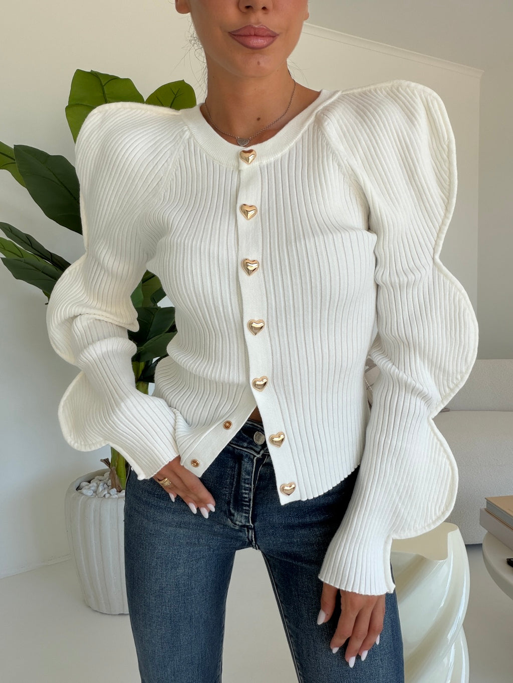 TC2053/MS2205-CARDIGAN LOVELY MILK